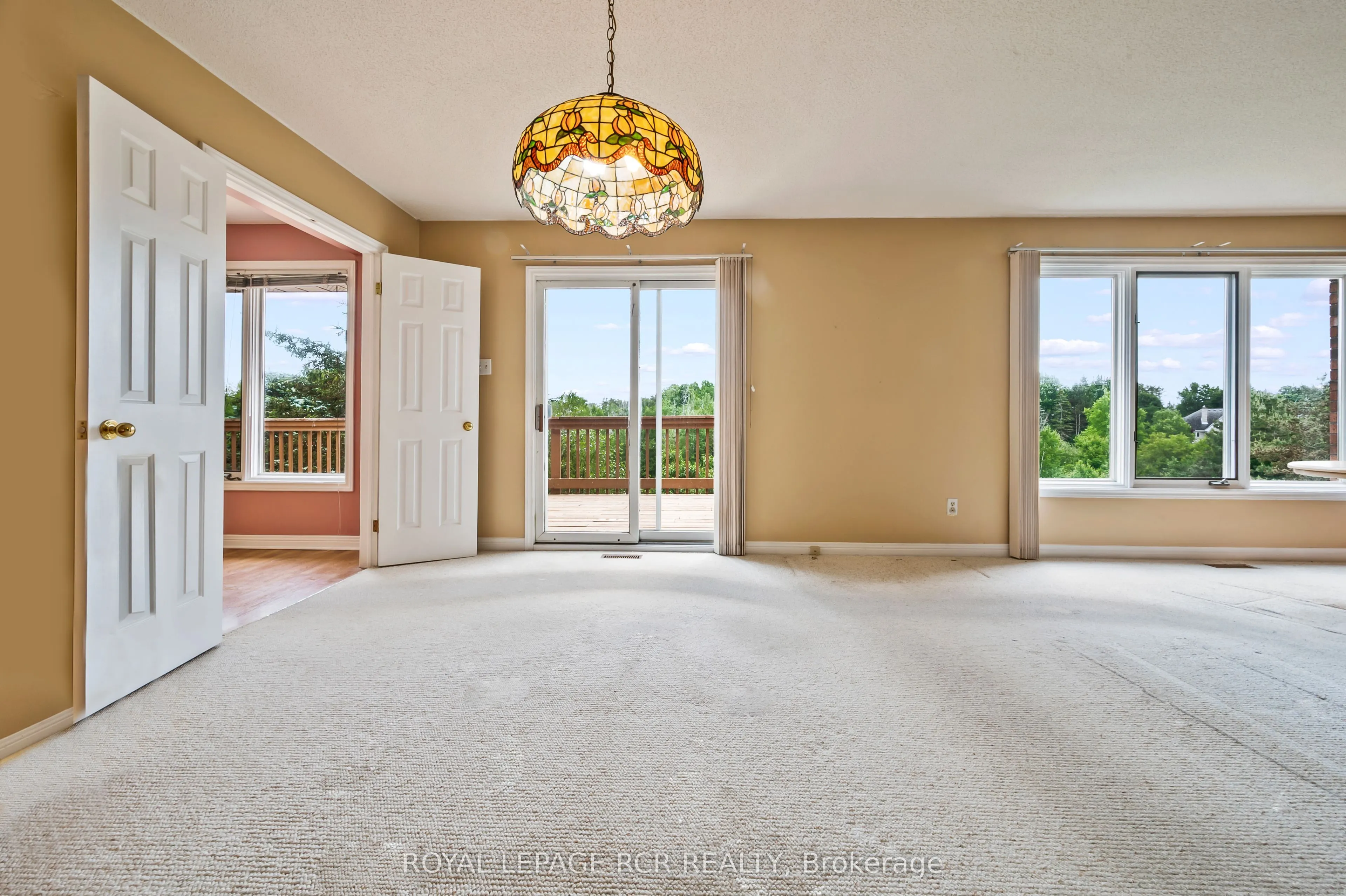 6 Cedar Ridge Court