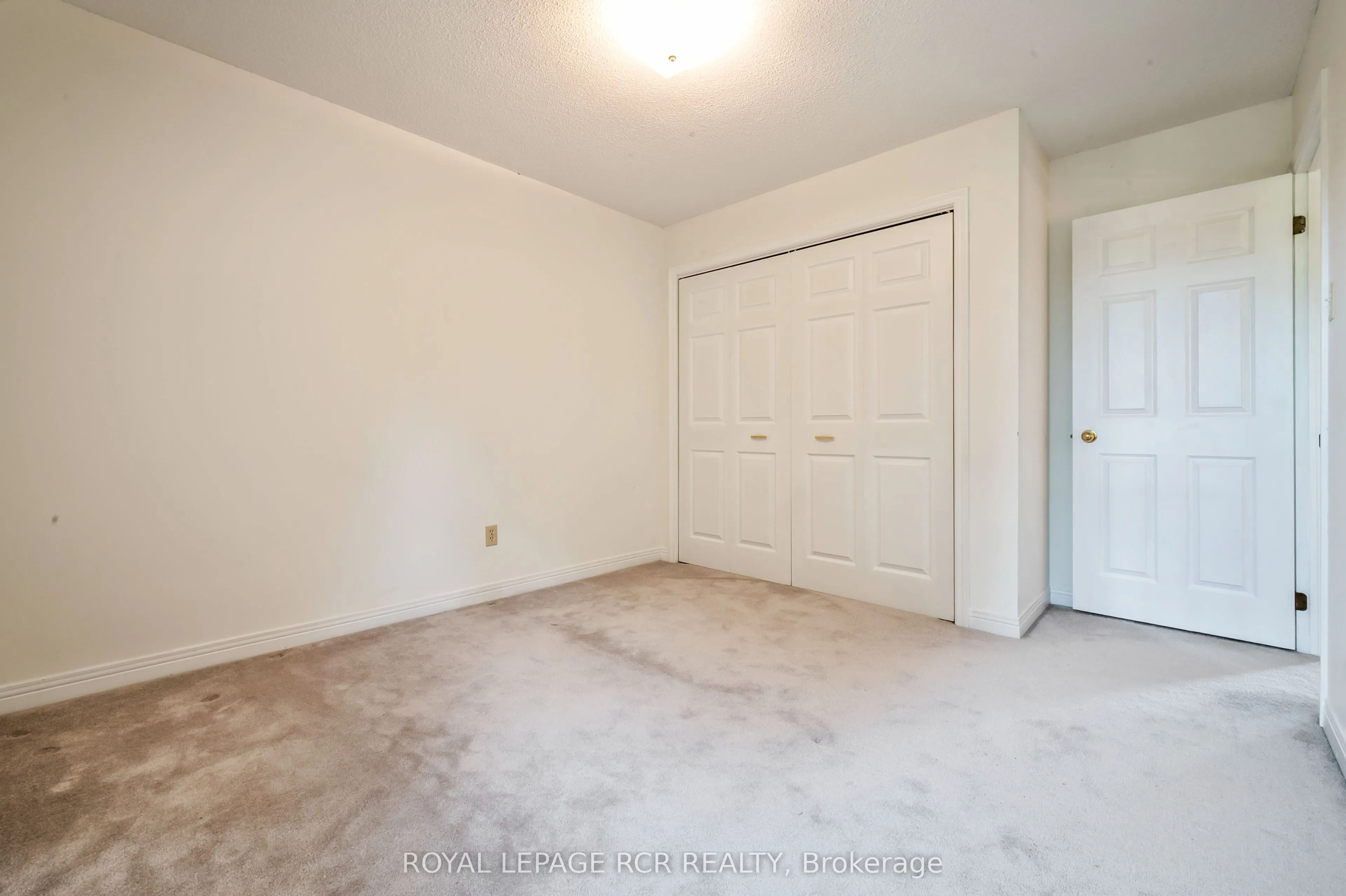 6 Cedar Ridge Court