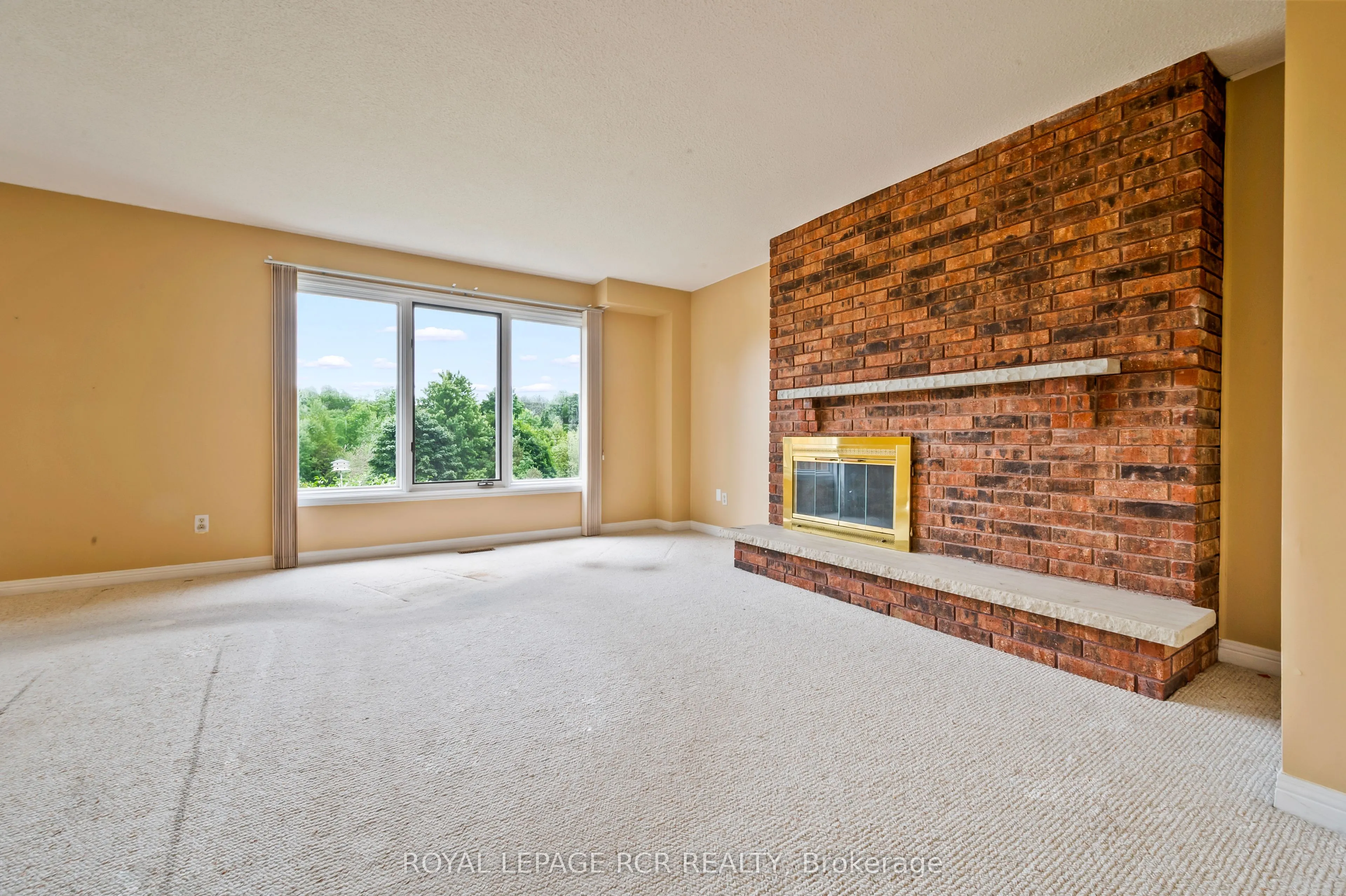 6 Cedar Ridge Court