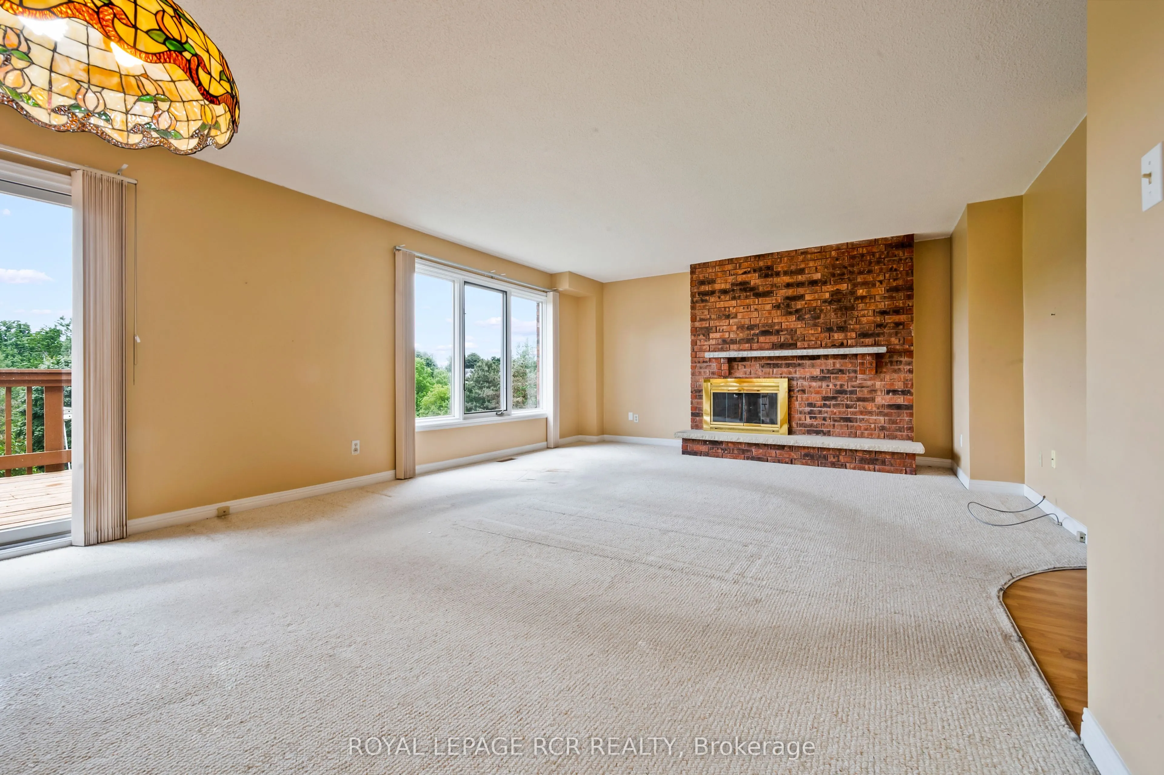 6 Cedar Ridge Court