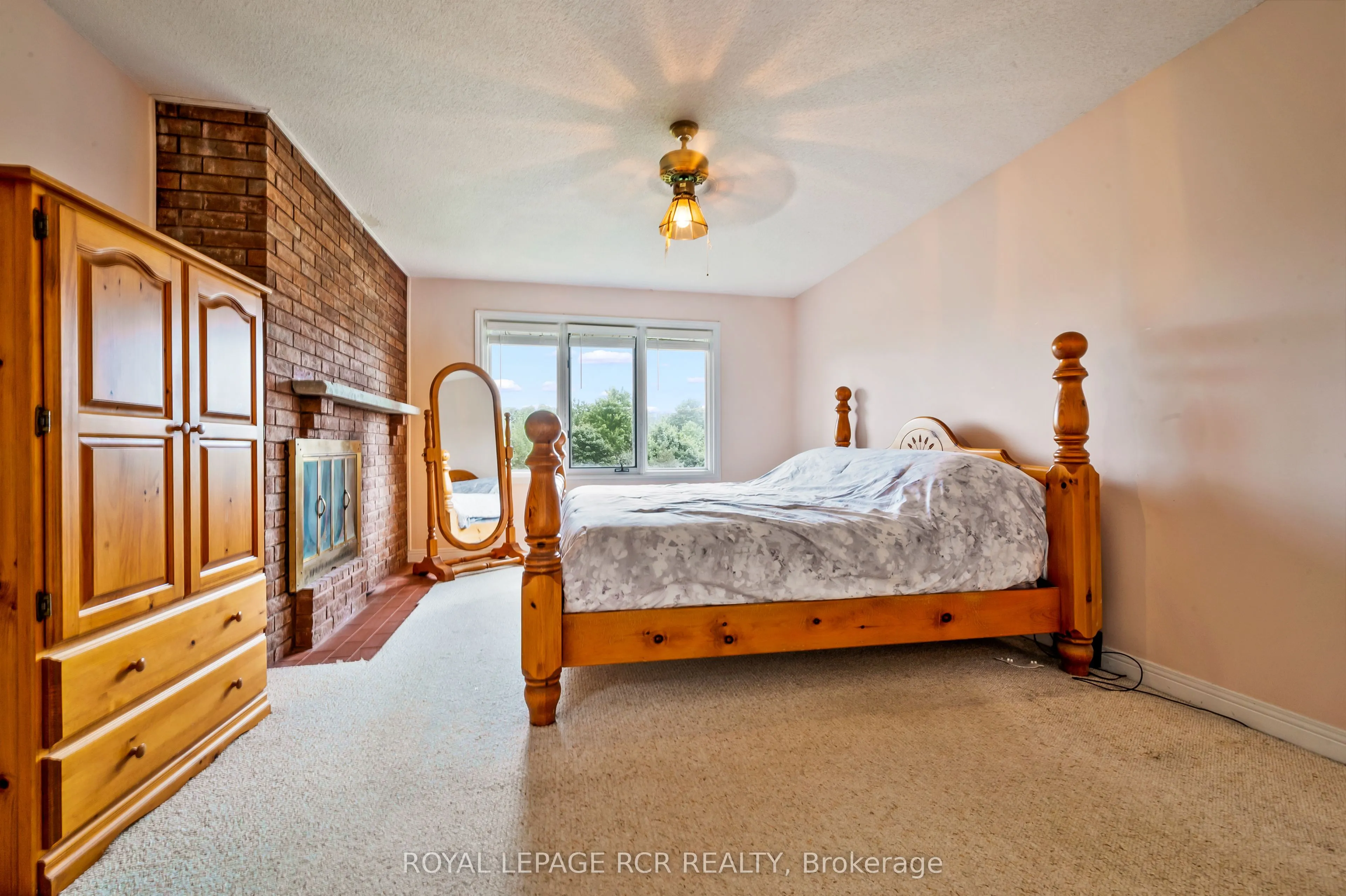 6 Cedar Ridge Court