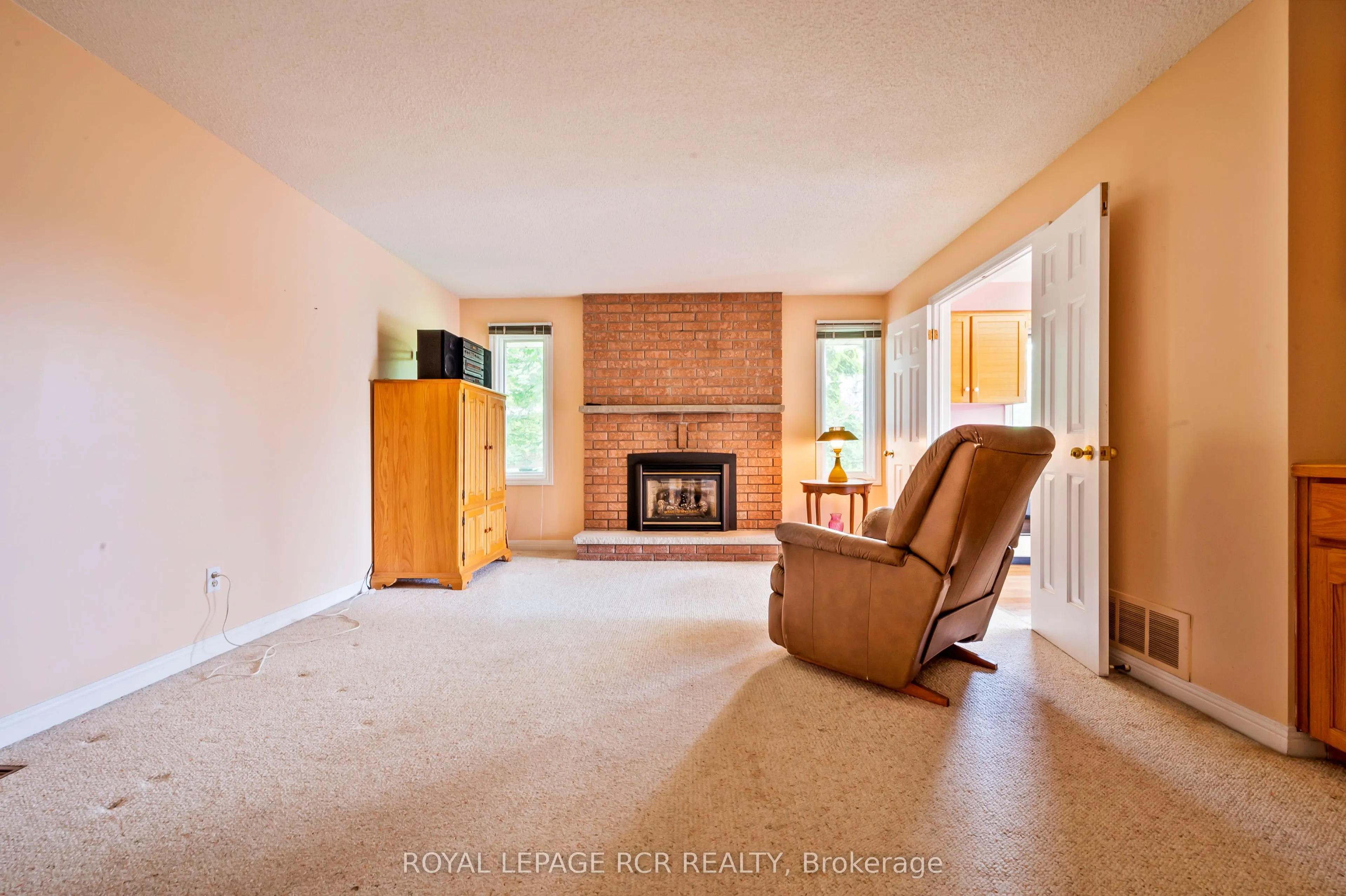 6 Cedar Ridge Court