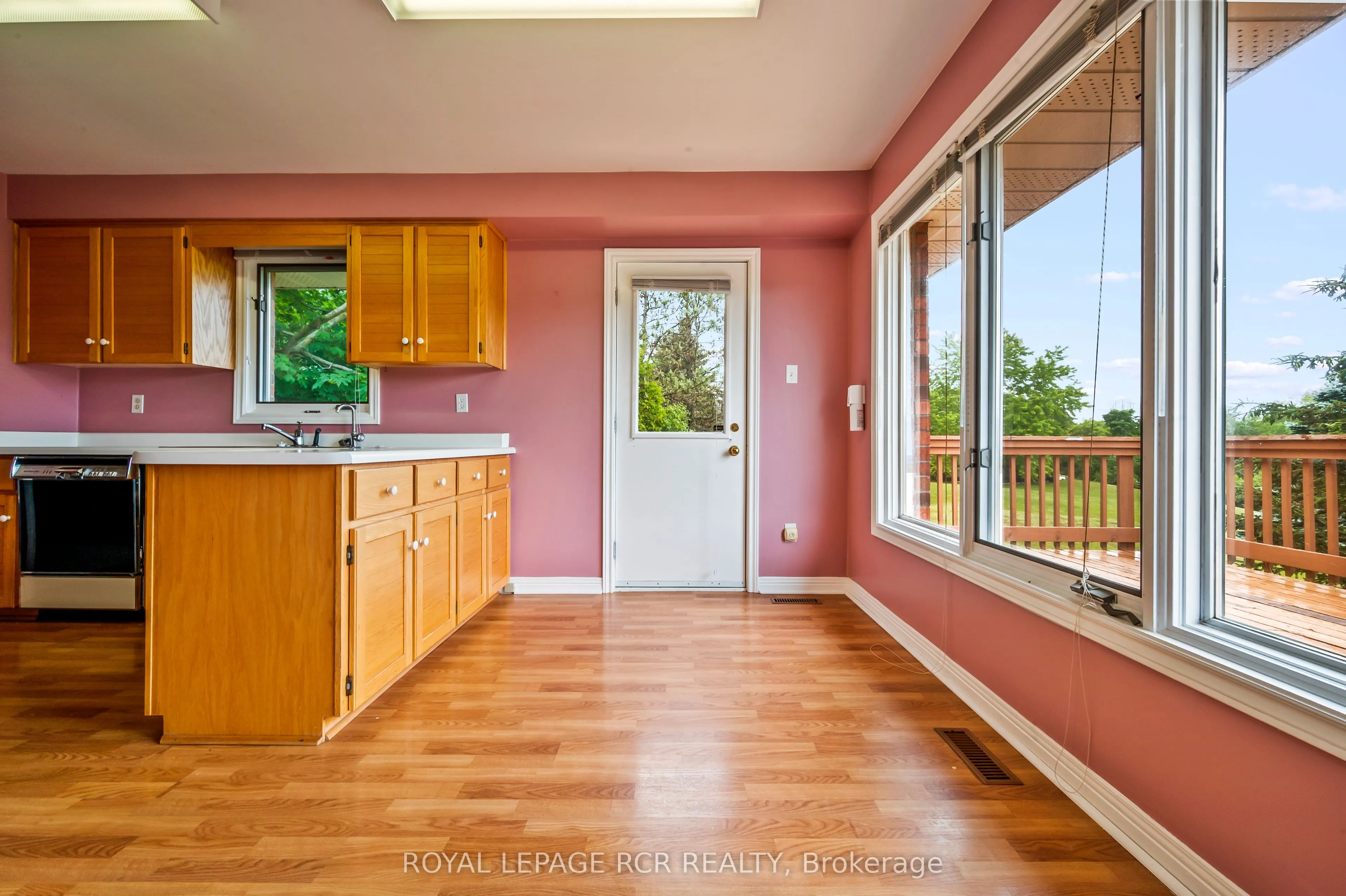 6 Cedar Ridge Court