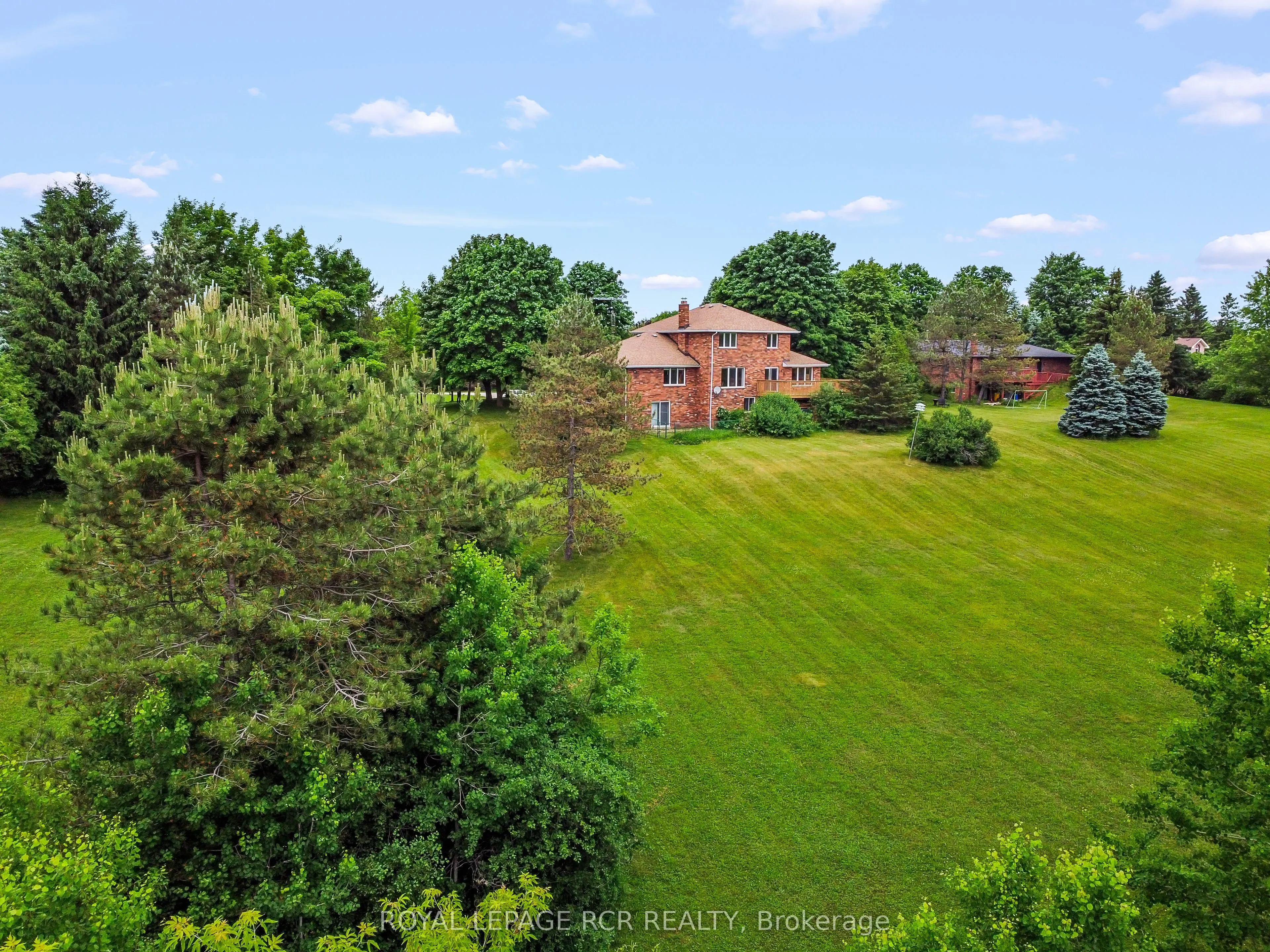 6 Cedar Ridge Court