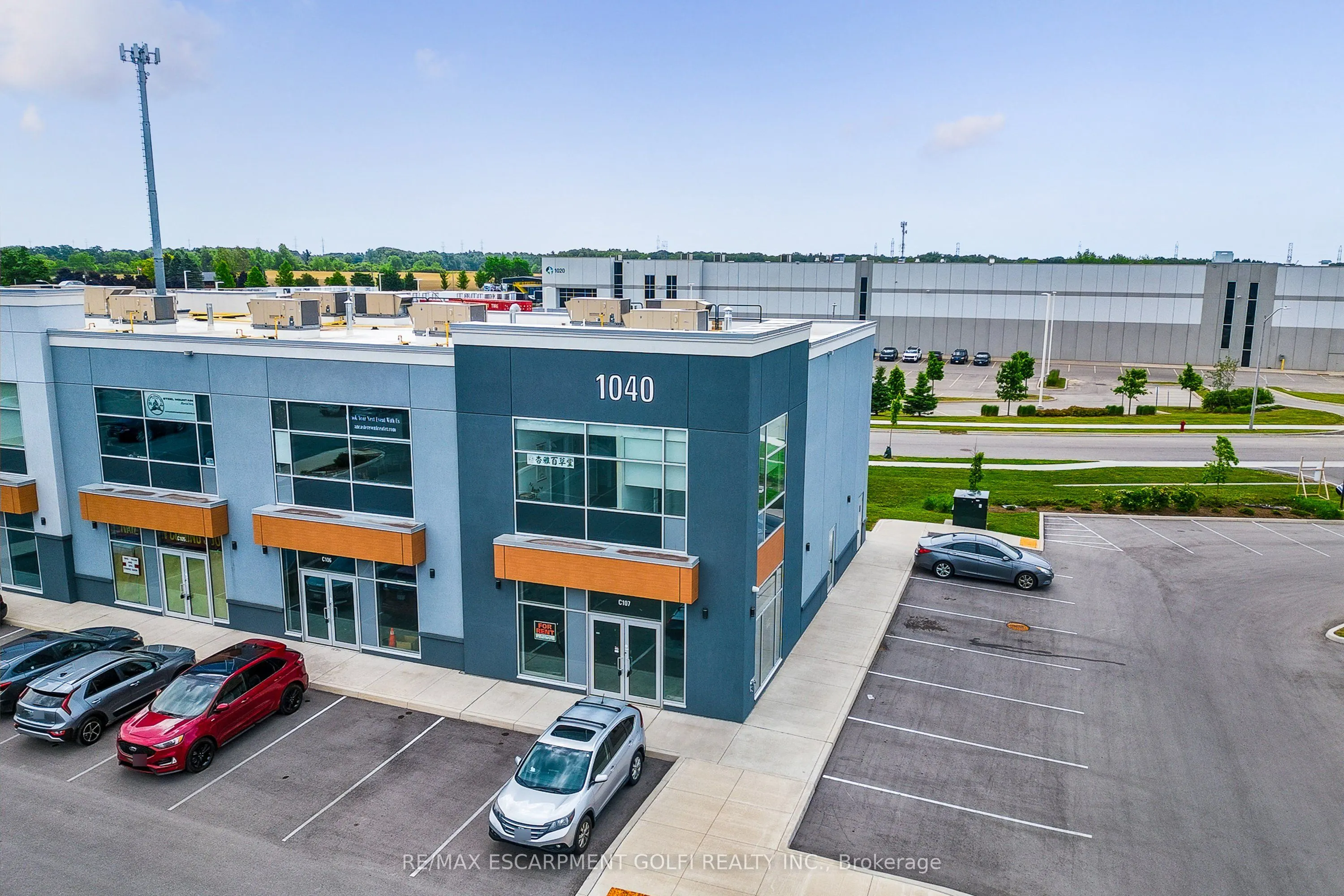 1040 GARNER Road W, #207