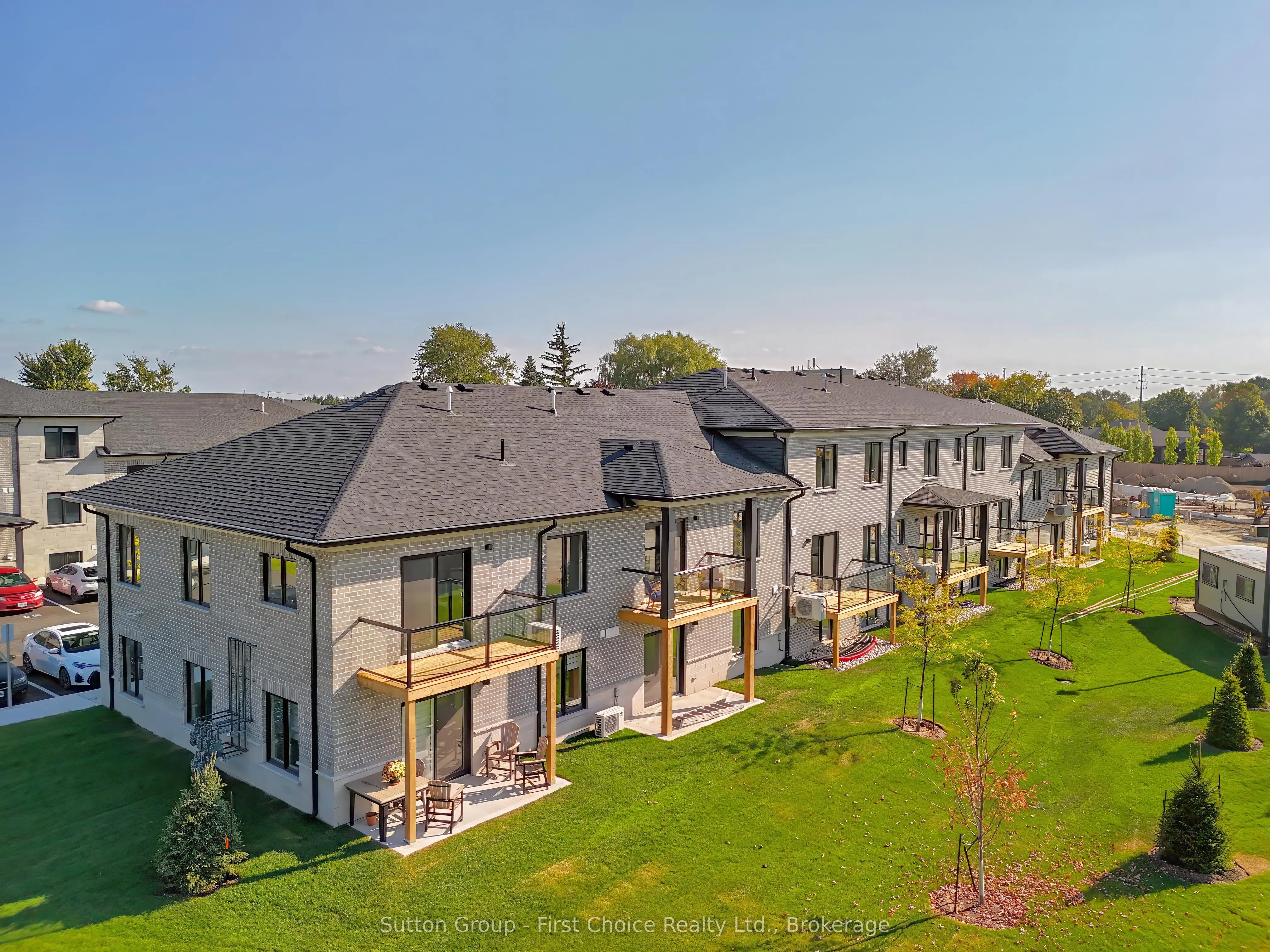 3202 VIVIAN Line, #45