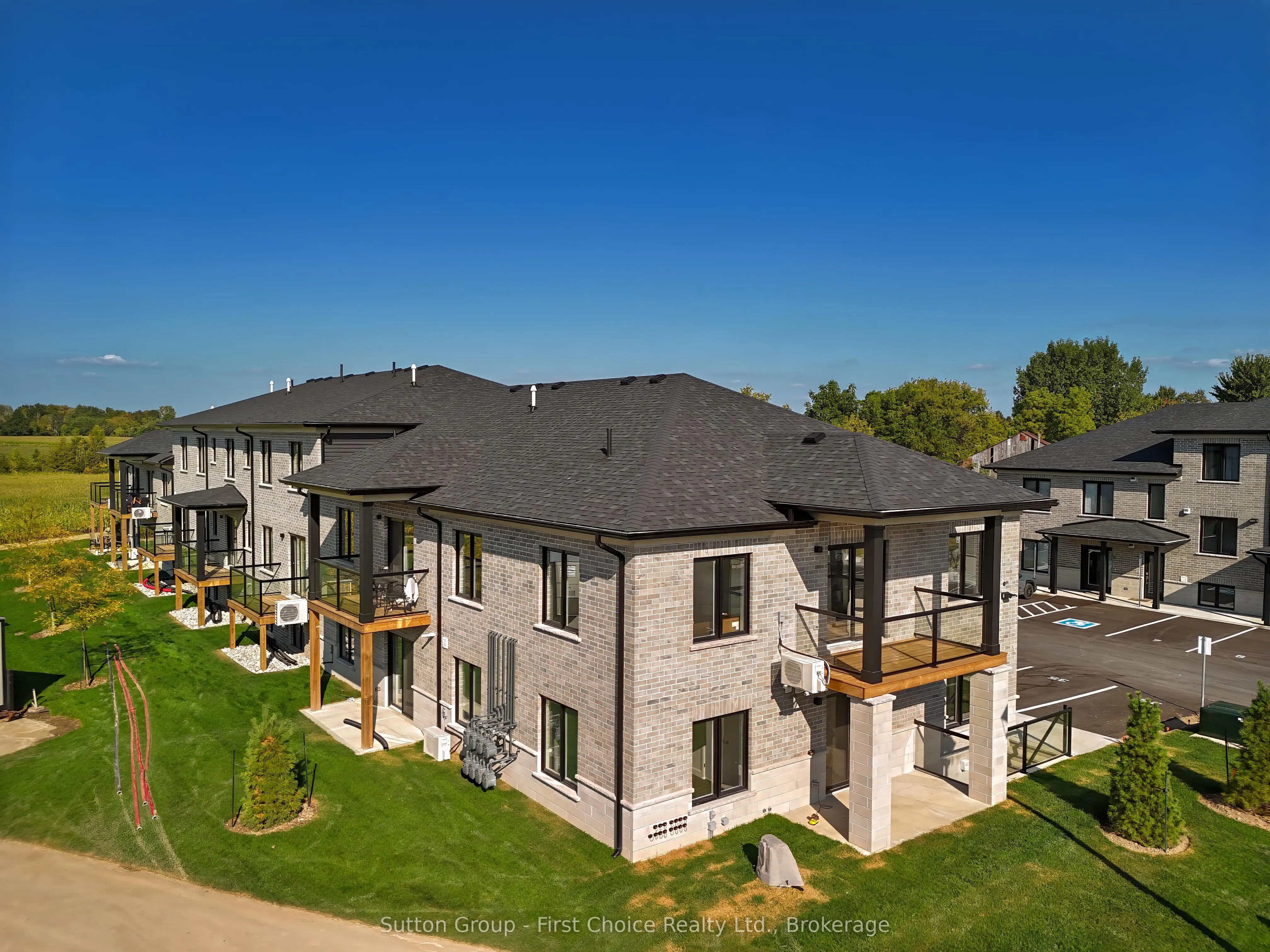 3202 VIVIAN Line, #45
