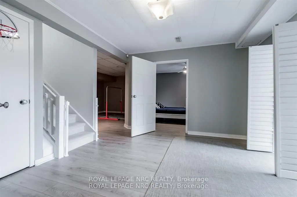 11 Forest Hill Crescent