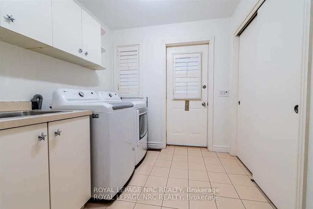 11 Forest Hill Crescent