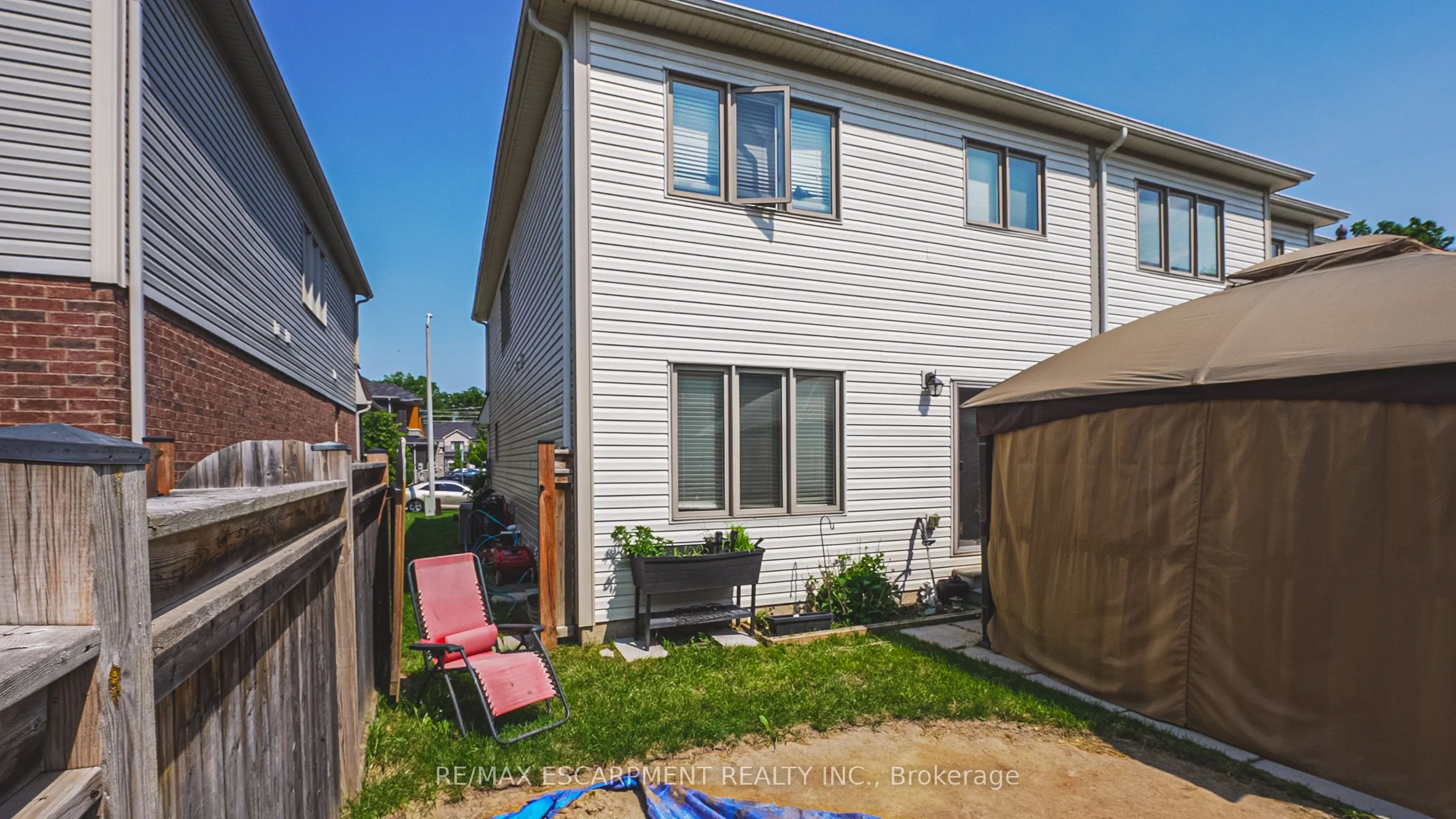 8258 Tulip Tree Drive