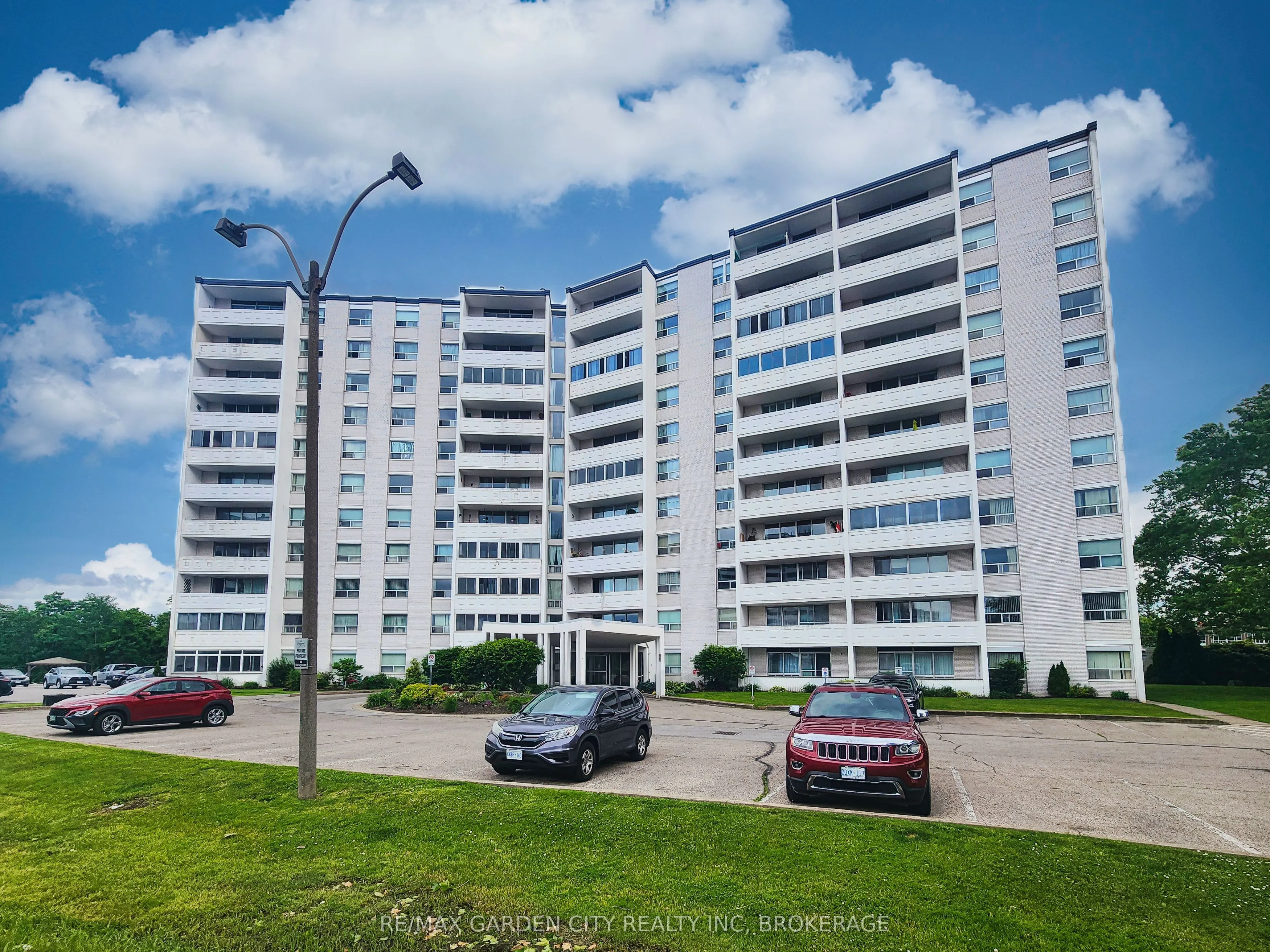 35 Towering Heights Boulevard #1002