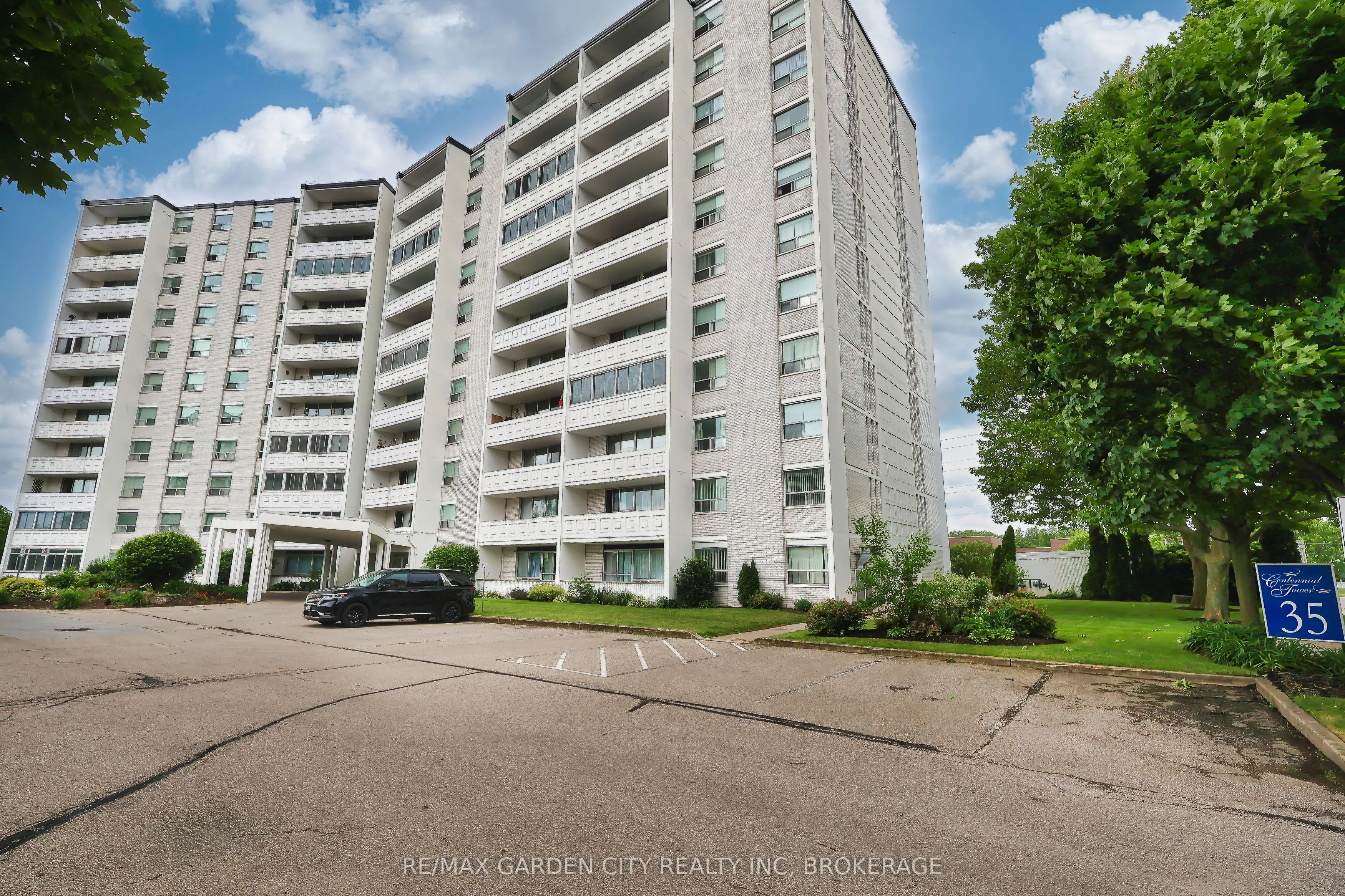 35 Towering Heights Boulevard #1002