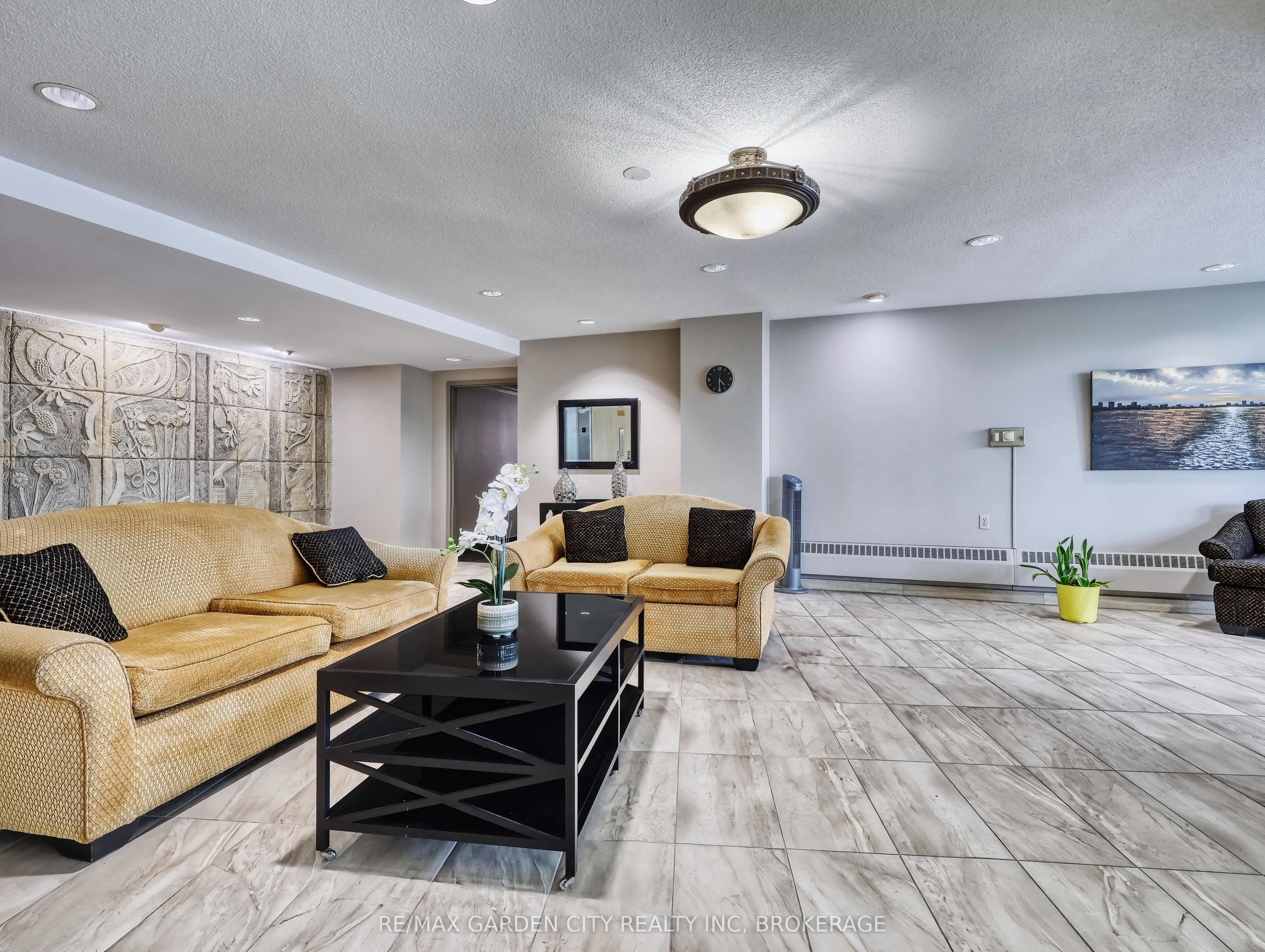 35 Towering Heights Boulevard #1002