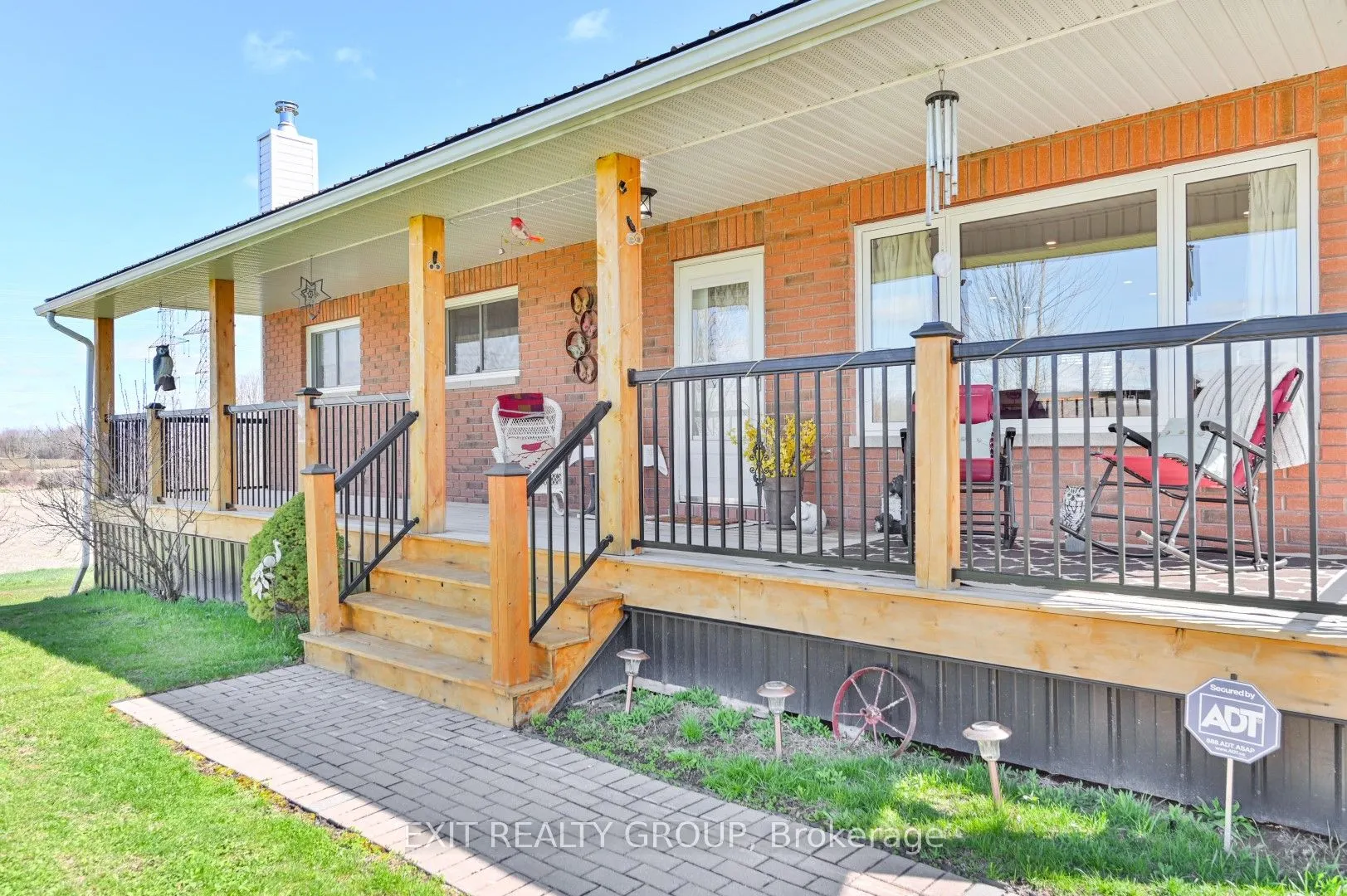 1690 Wallbridge Loyalist Road