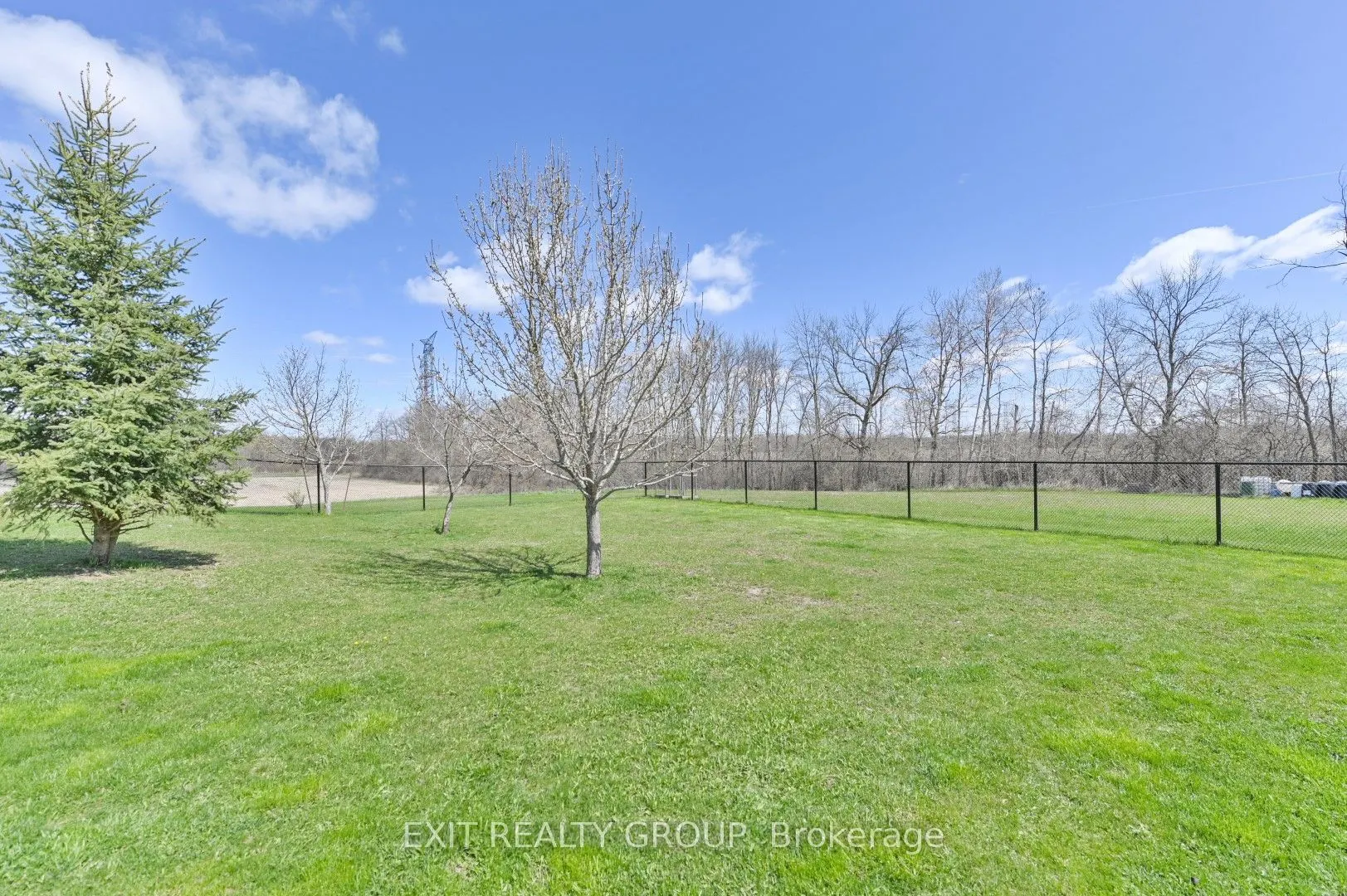 1690 Wallbridge Loyalist Road