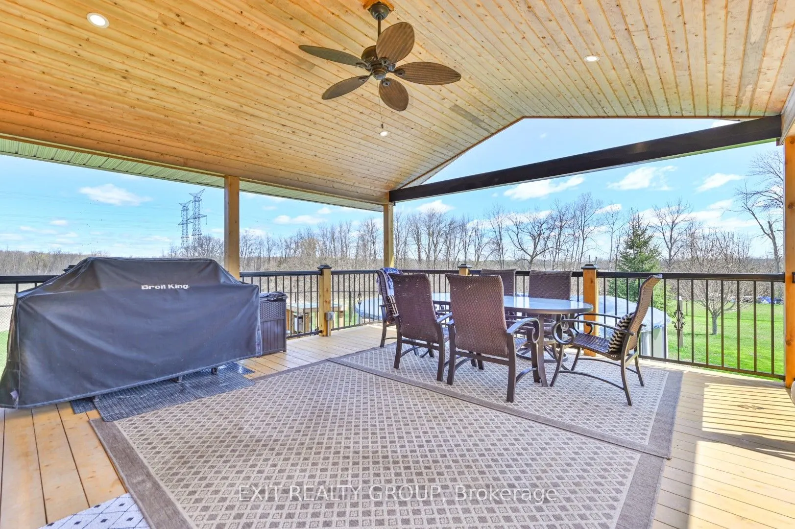 1690 Wallbridge Loyalist Road