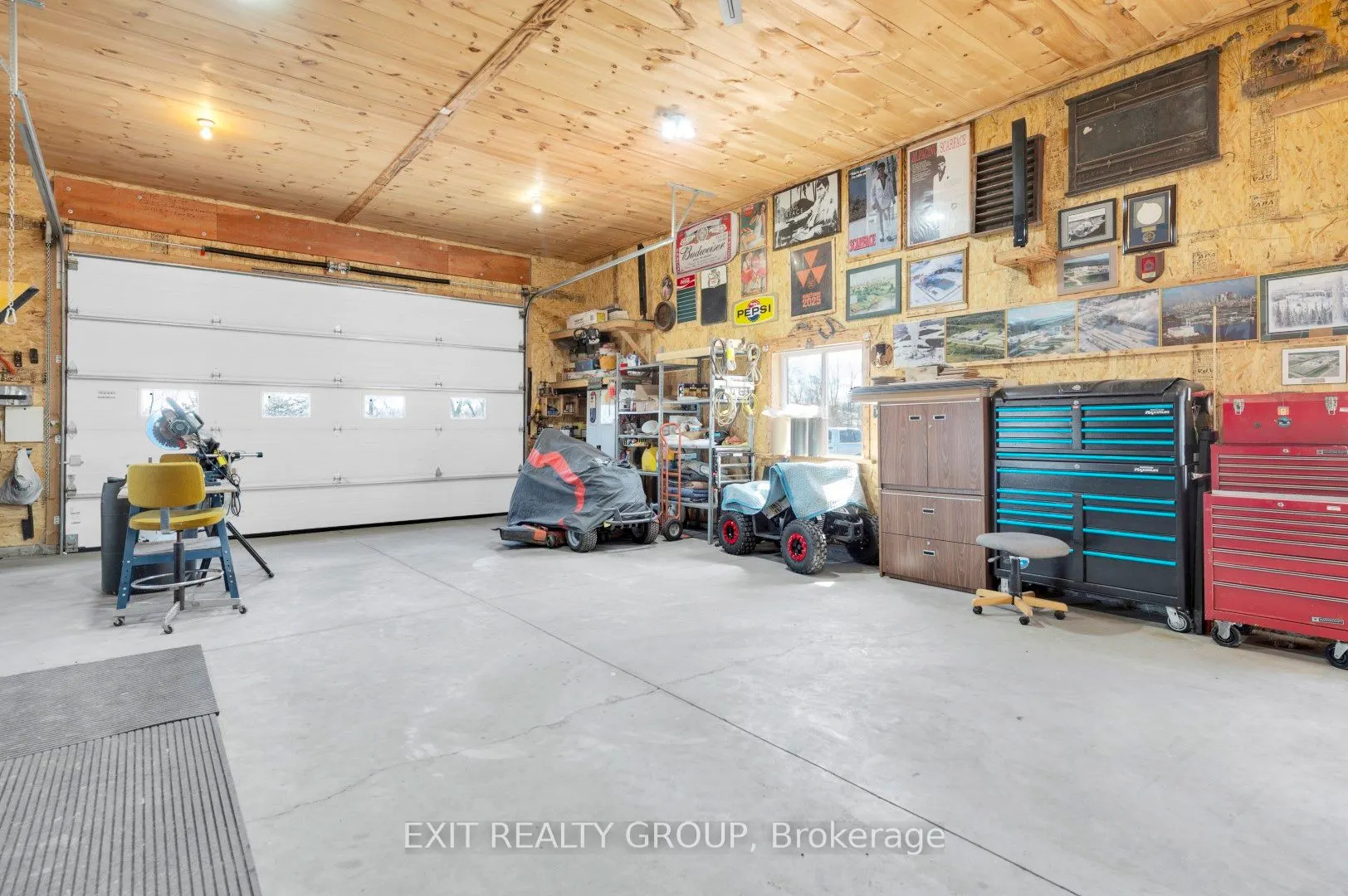 1690 Wallbridge Loyalist Road