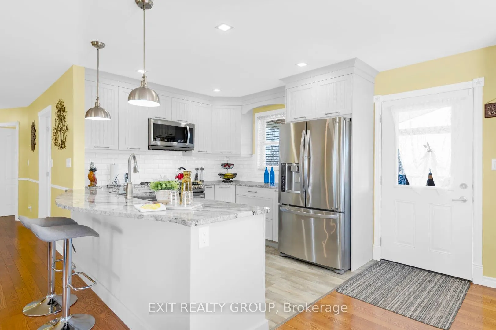 1690 Wallbridge Loyalist Road