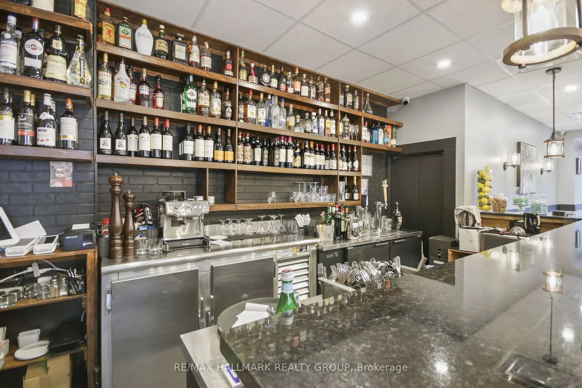 641 SOMERSET Street W