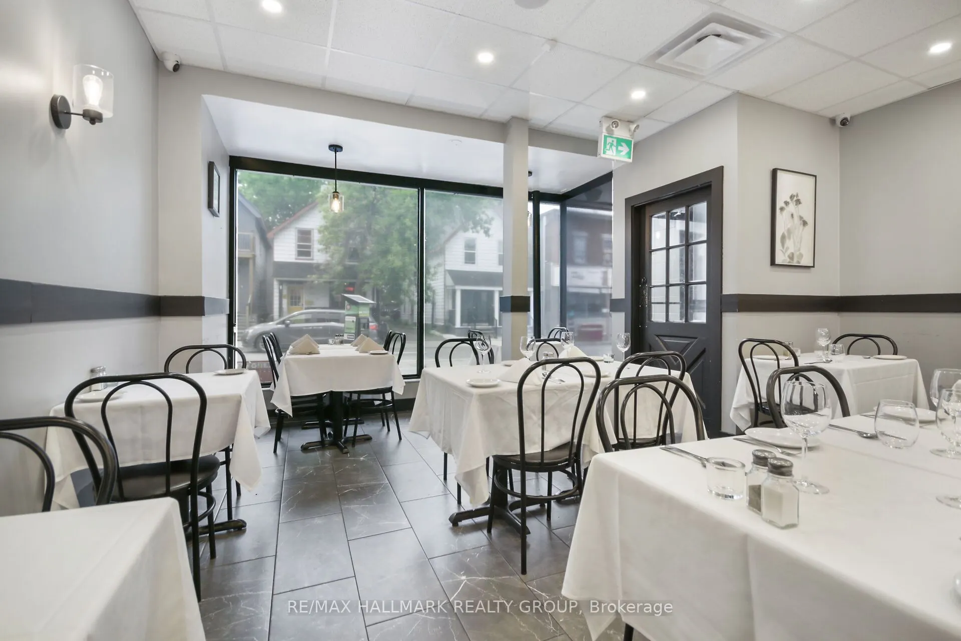 641 SOMERSET Street W