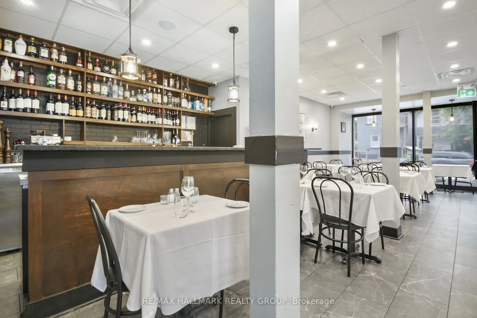 641 SOMERSET Street W