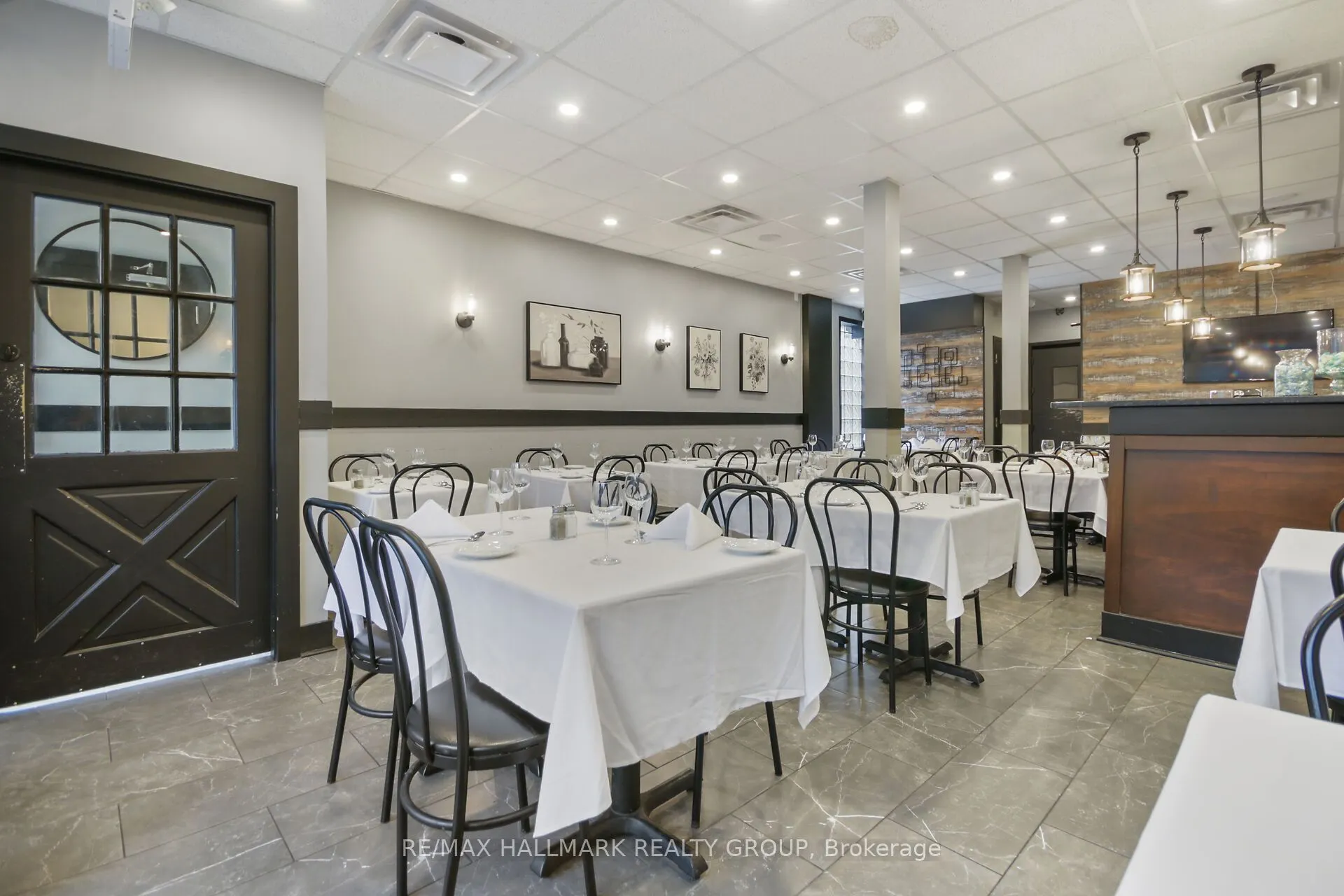 641 SOMERSET Street W