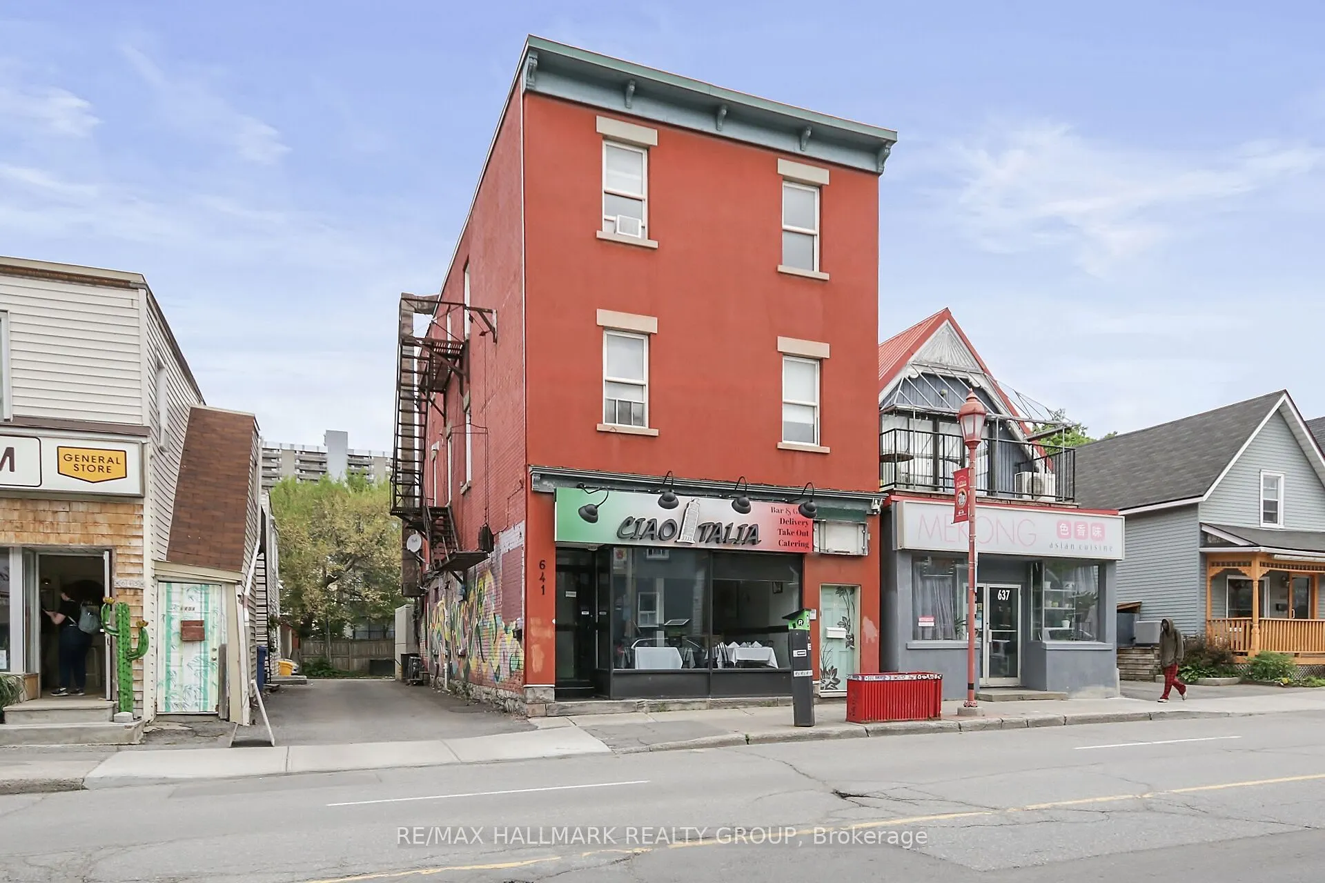 641 SOMERSET Street W