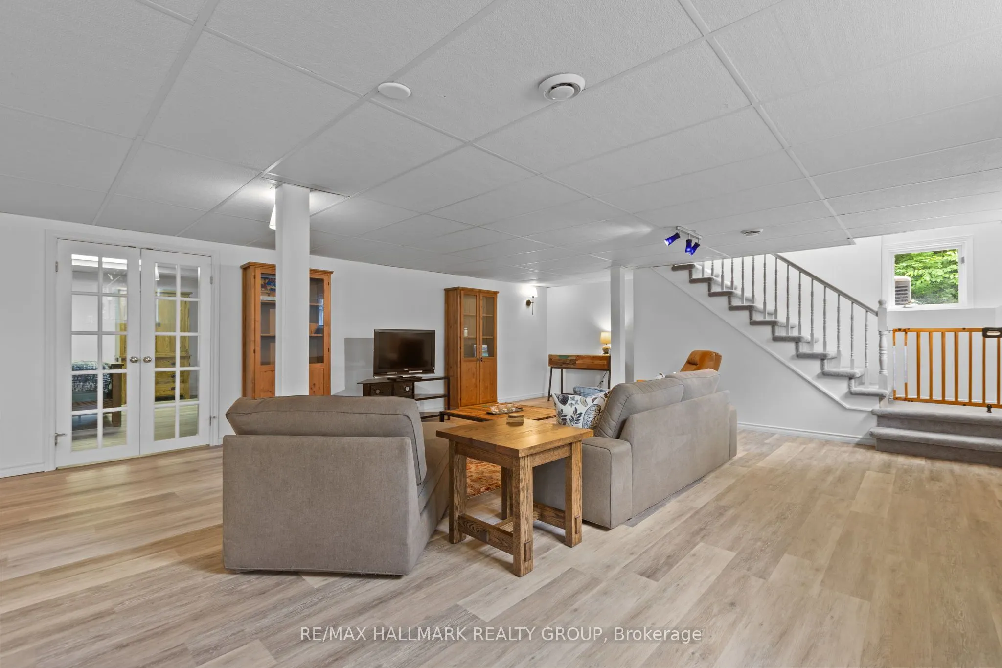 6431 Clingin Lane