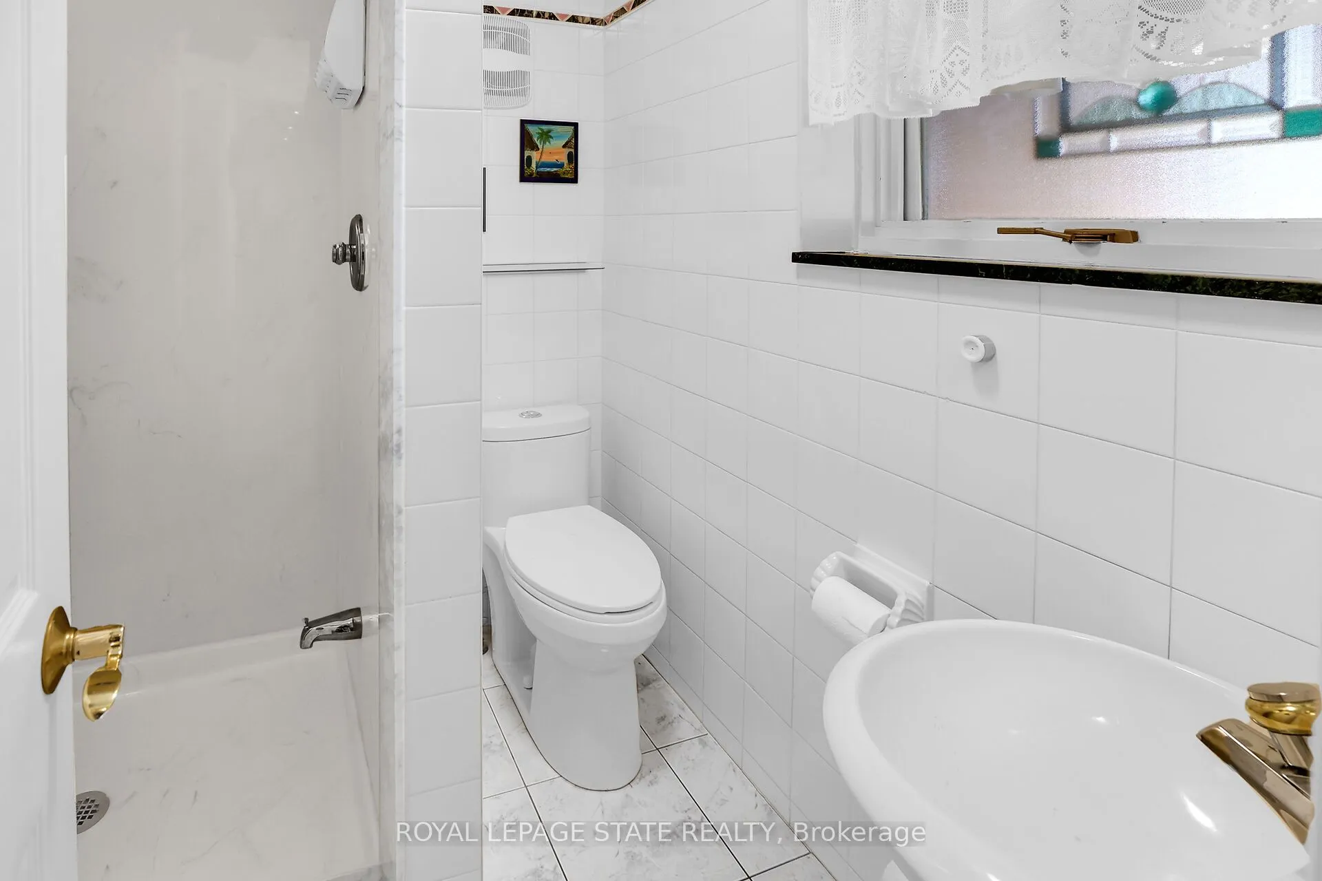 280A Main Street W