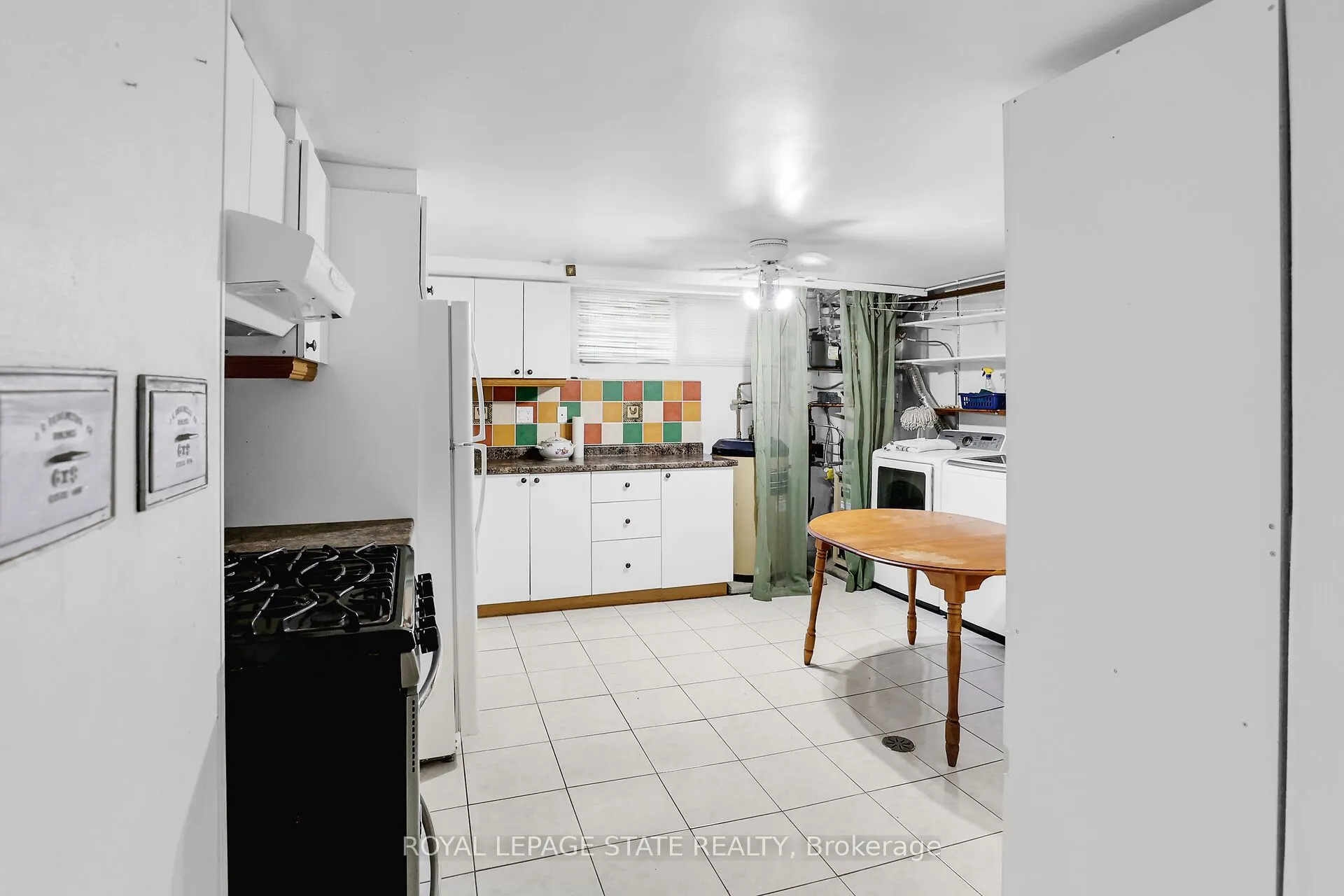 280A Main Street W