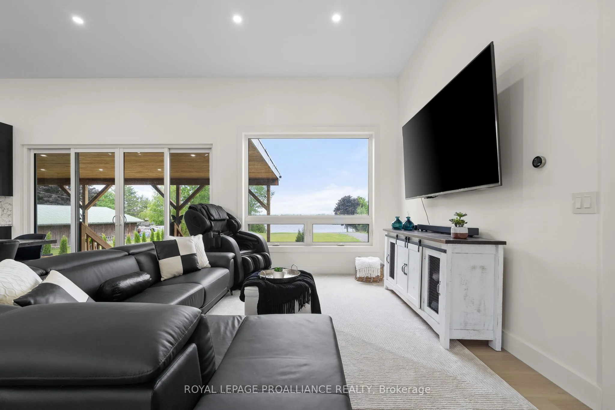 2528 County Rd 3
