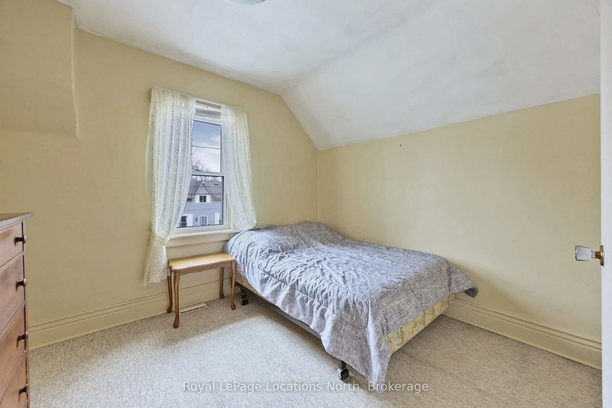 163 Henry Street