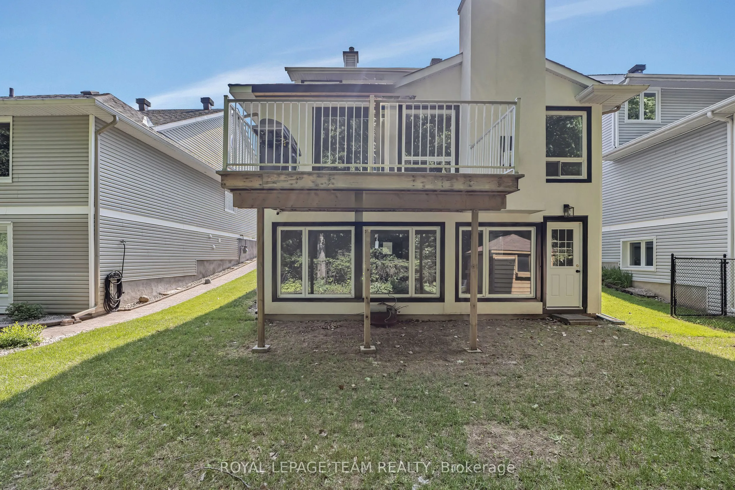 2207 Nature Trail Crescent