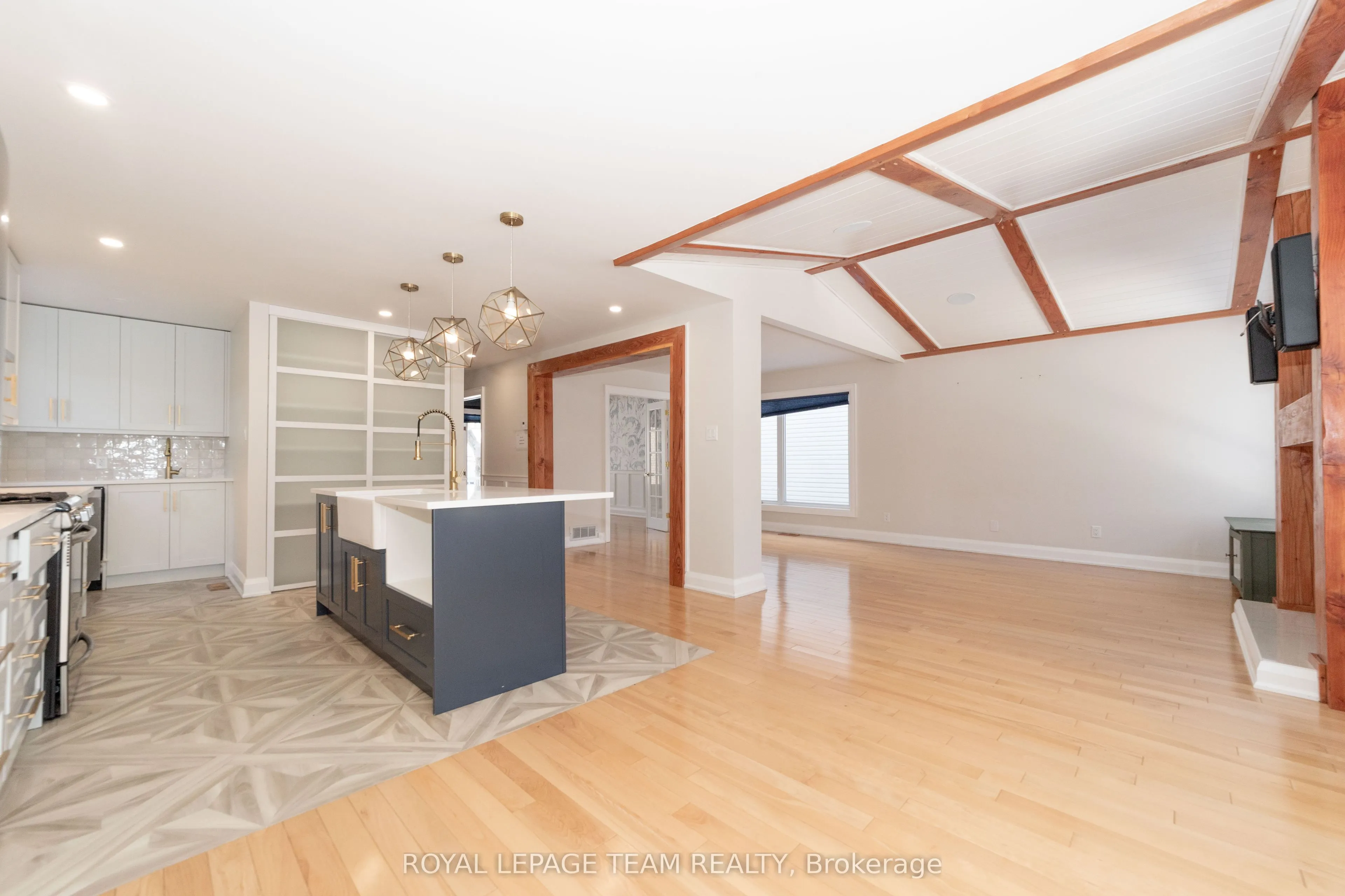 2207 Nature Trail Crescent