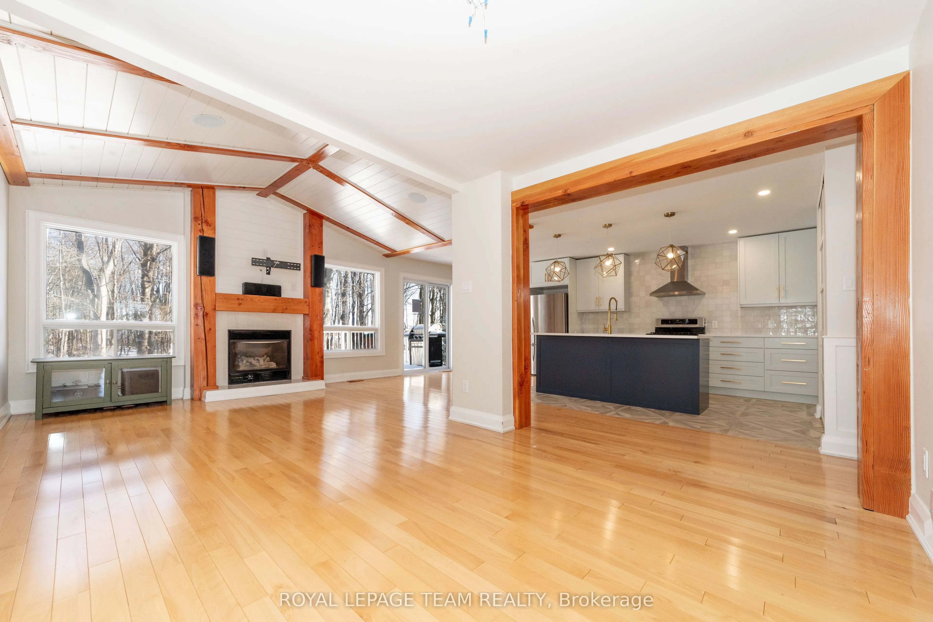 2207 Nature Trail Crescent