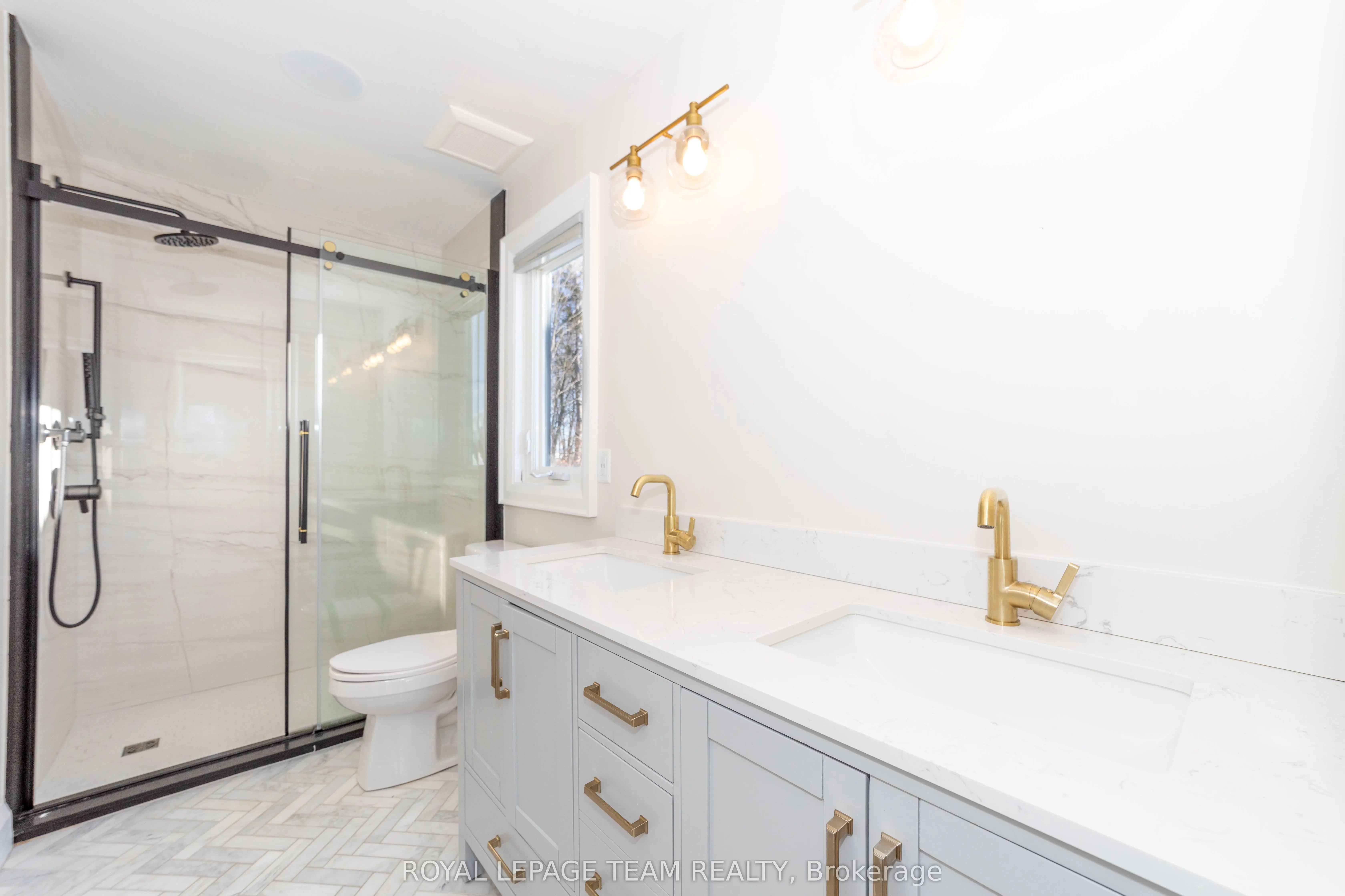 2207 Nature Trail Crescent