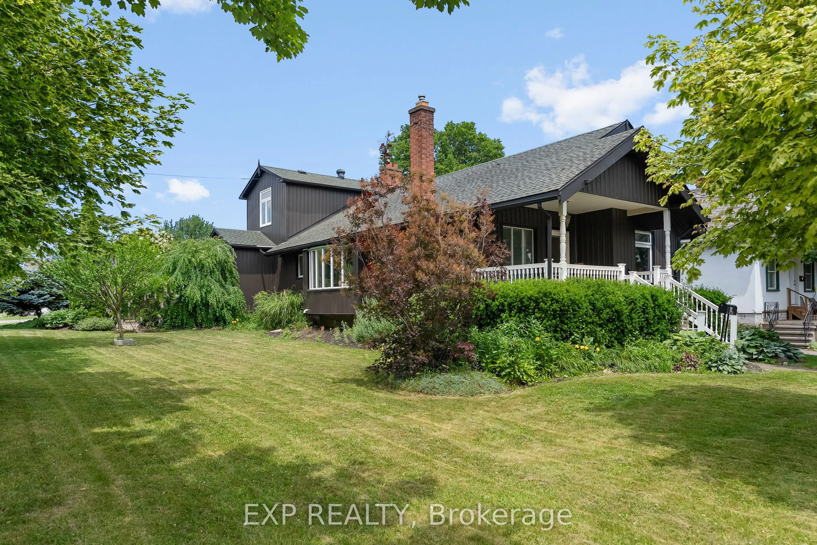 36 St. David Street W