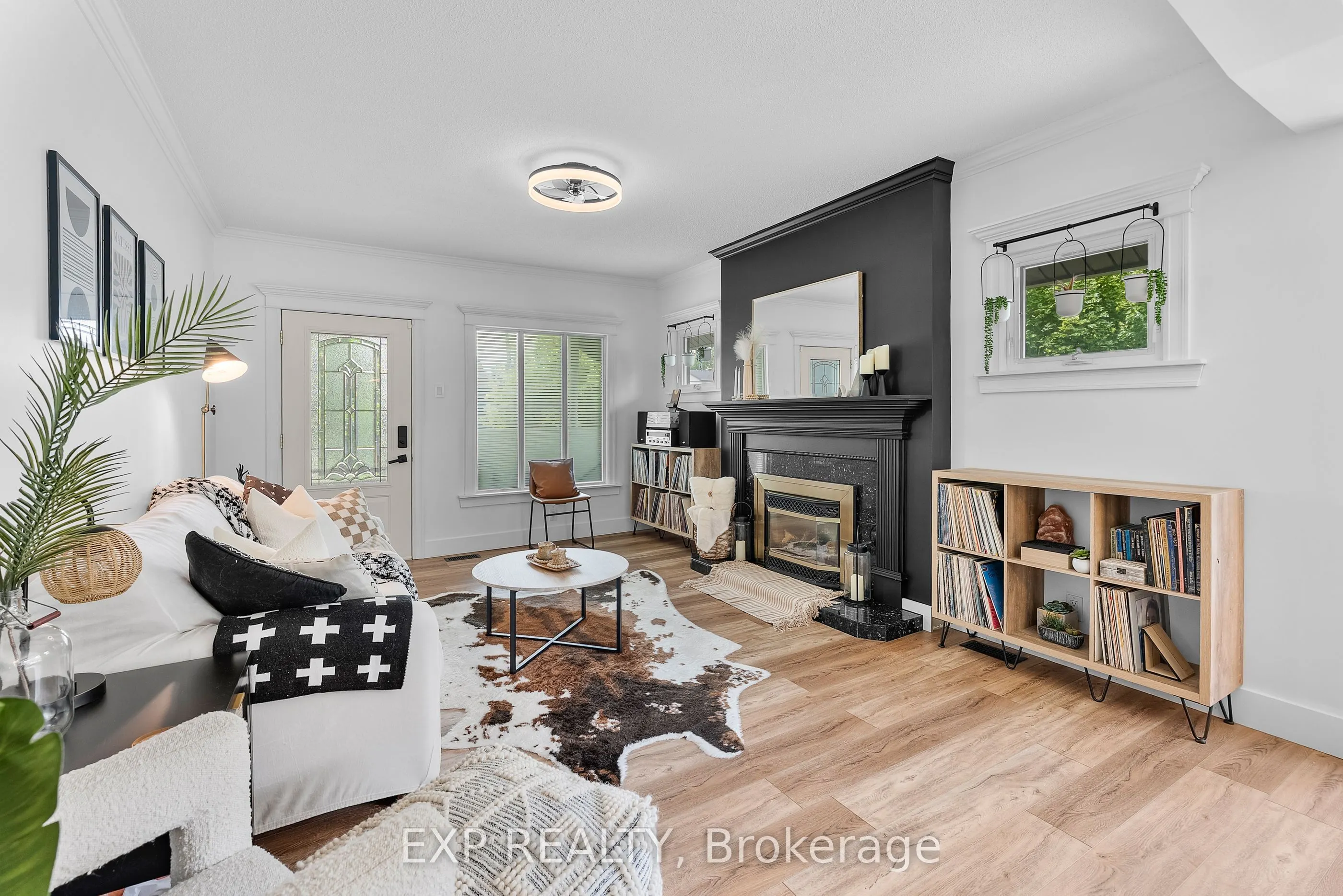 36 St. David Street W