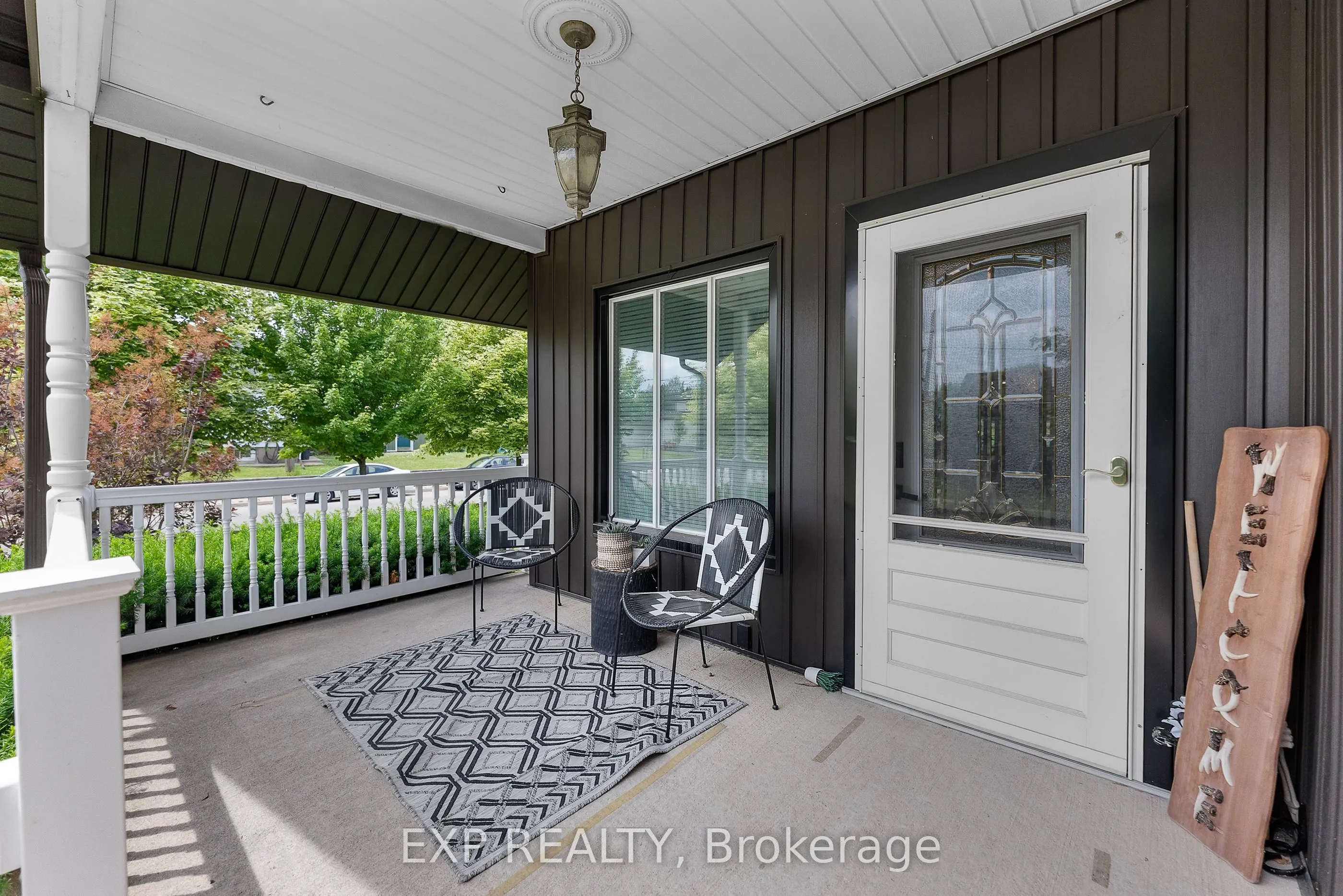 36 St. David Street W