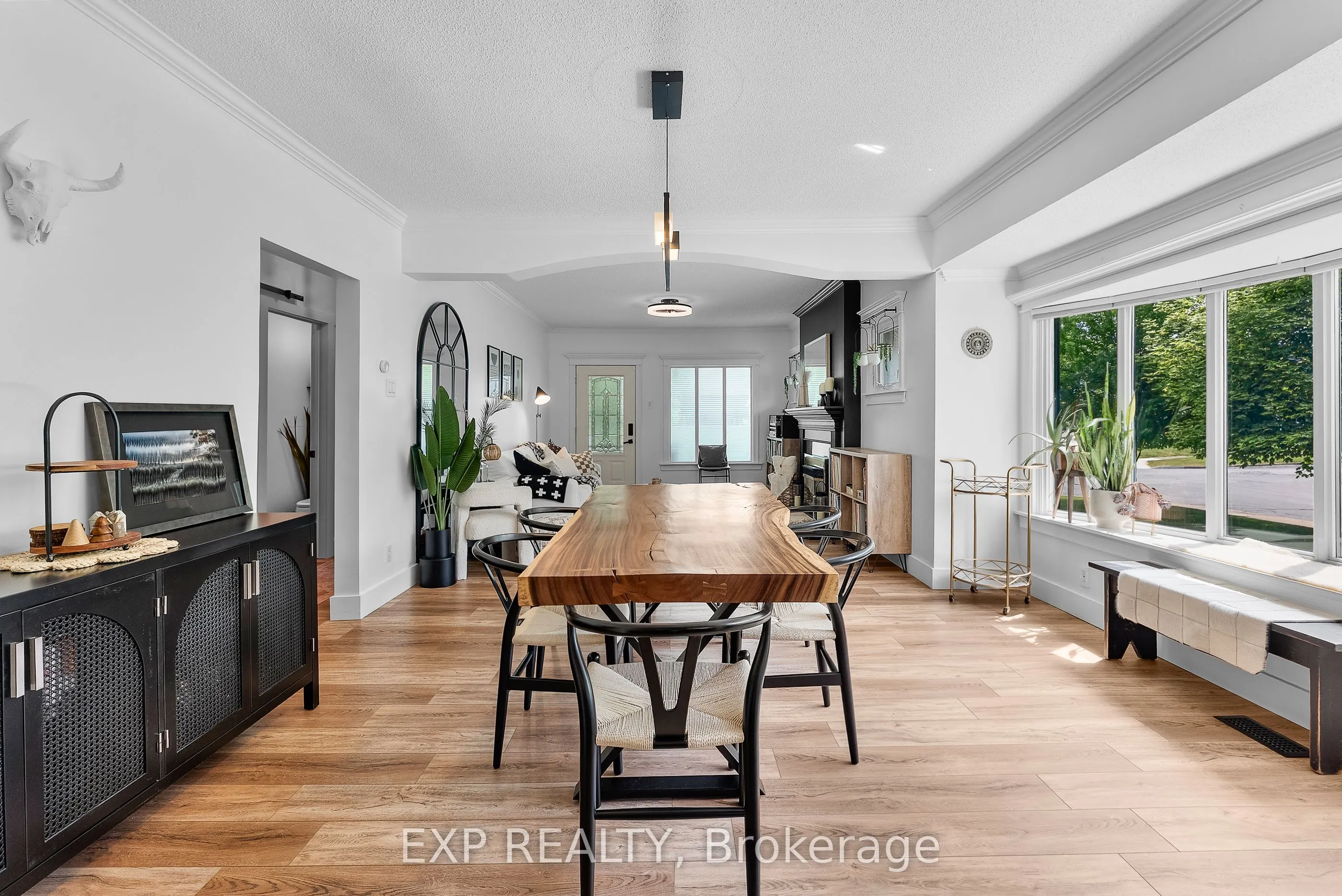 36 St. David Street W