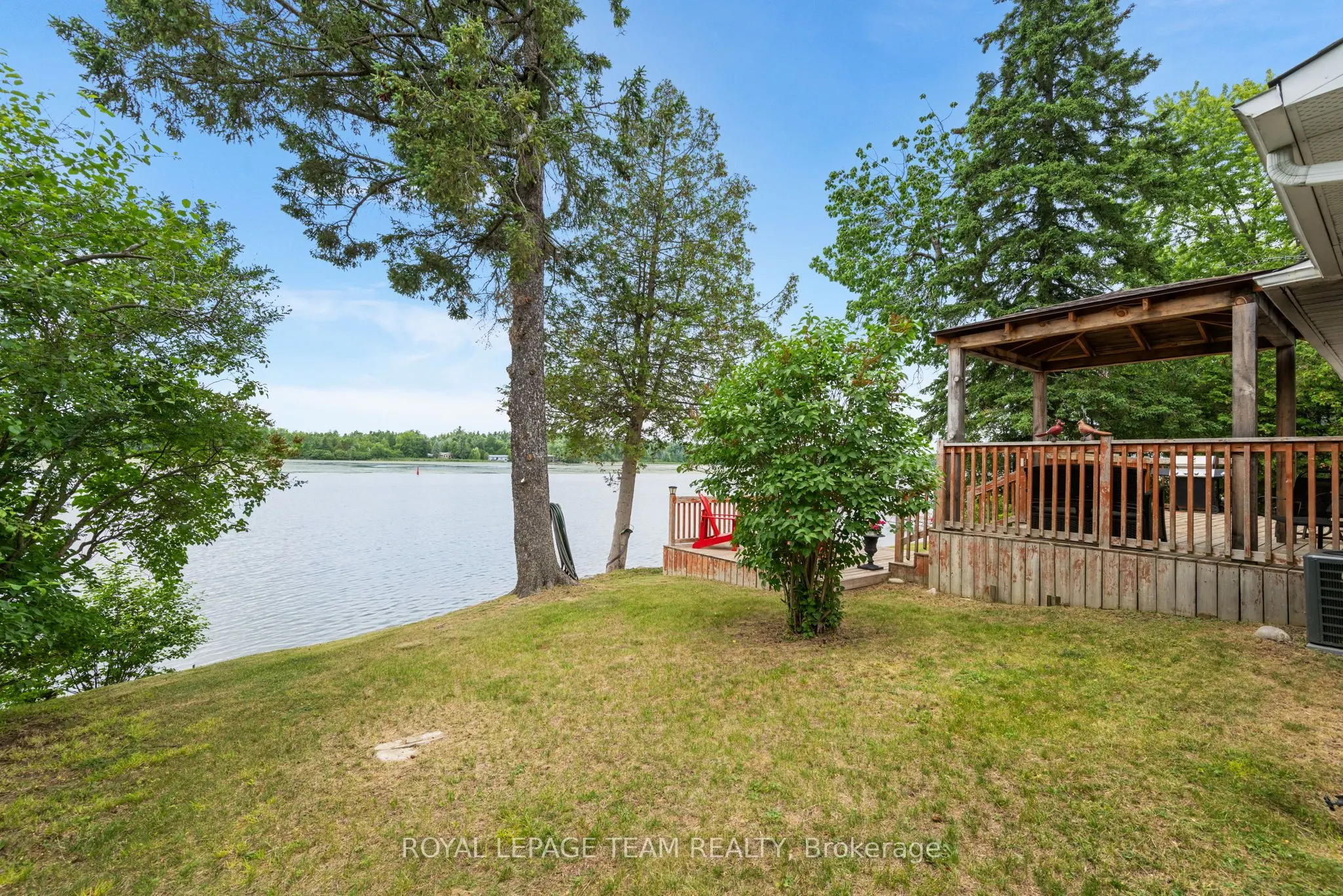 2733 Rideau Glen Lane