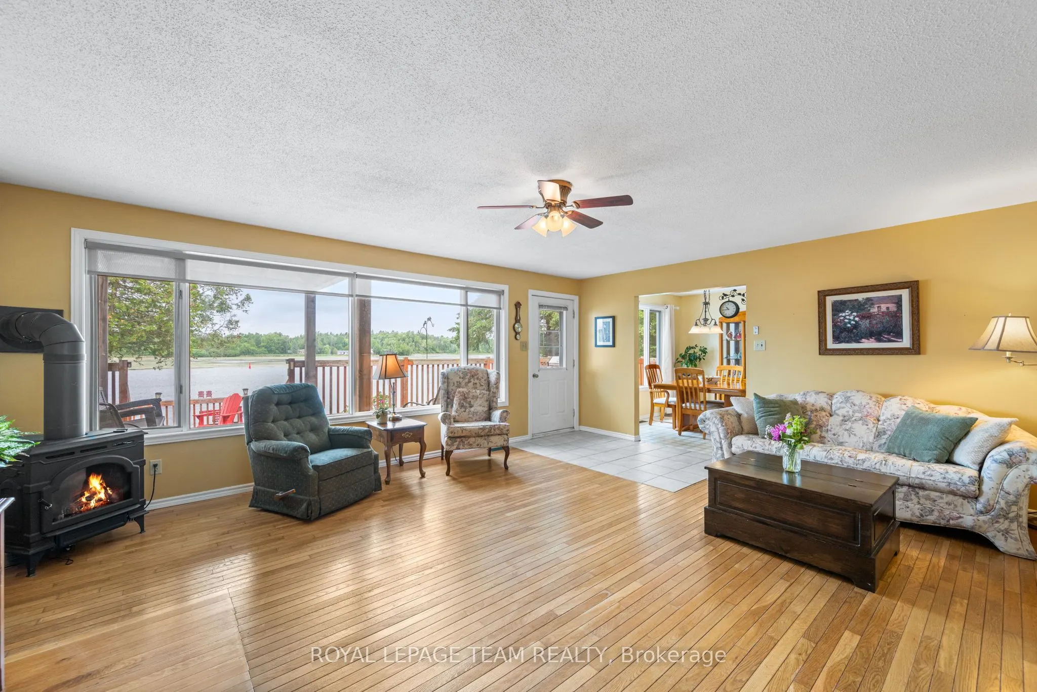 2733 Rideau Glen Lane