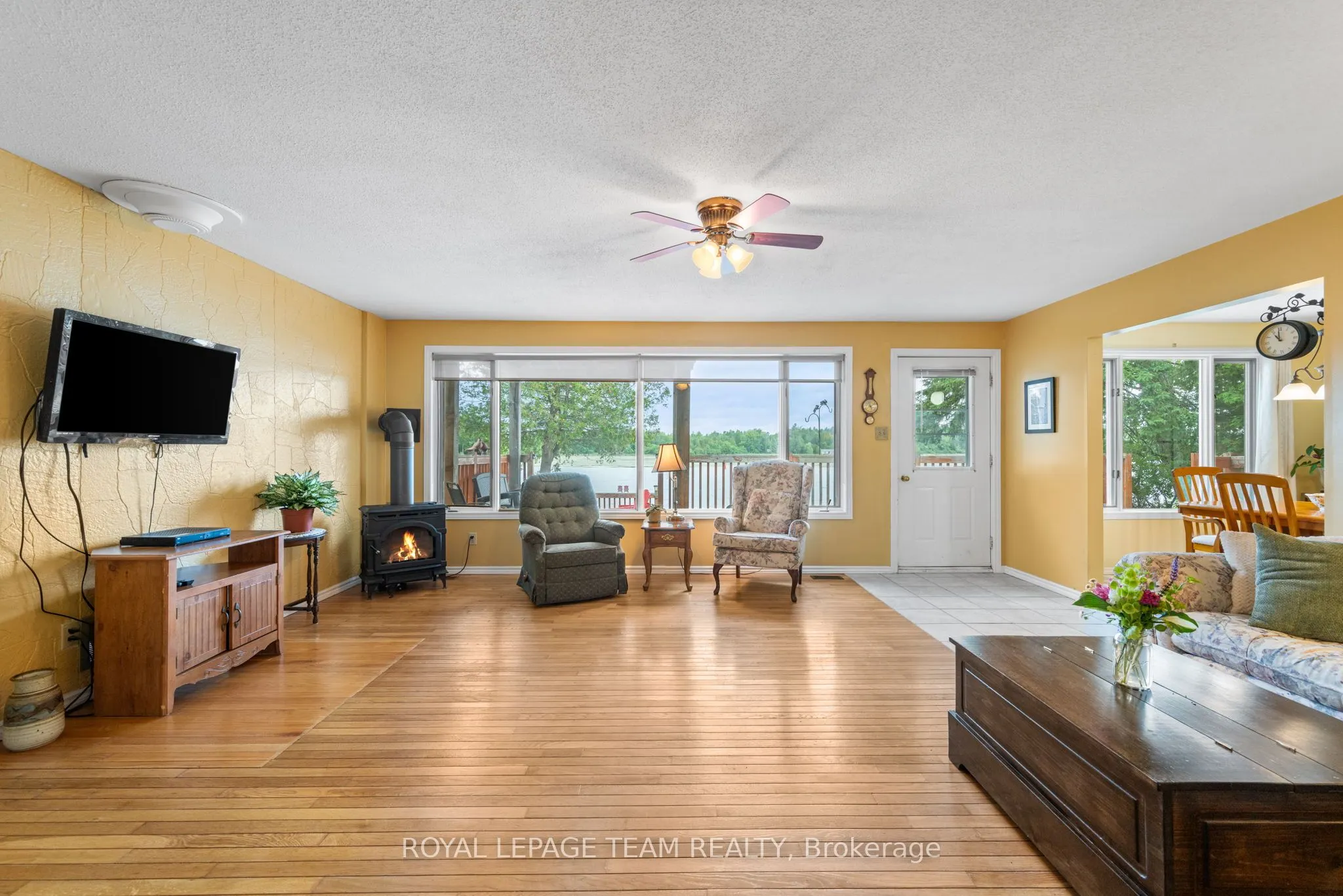 2733 Rideau Glen Lane