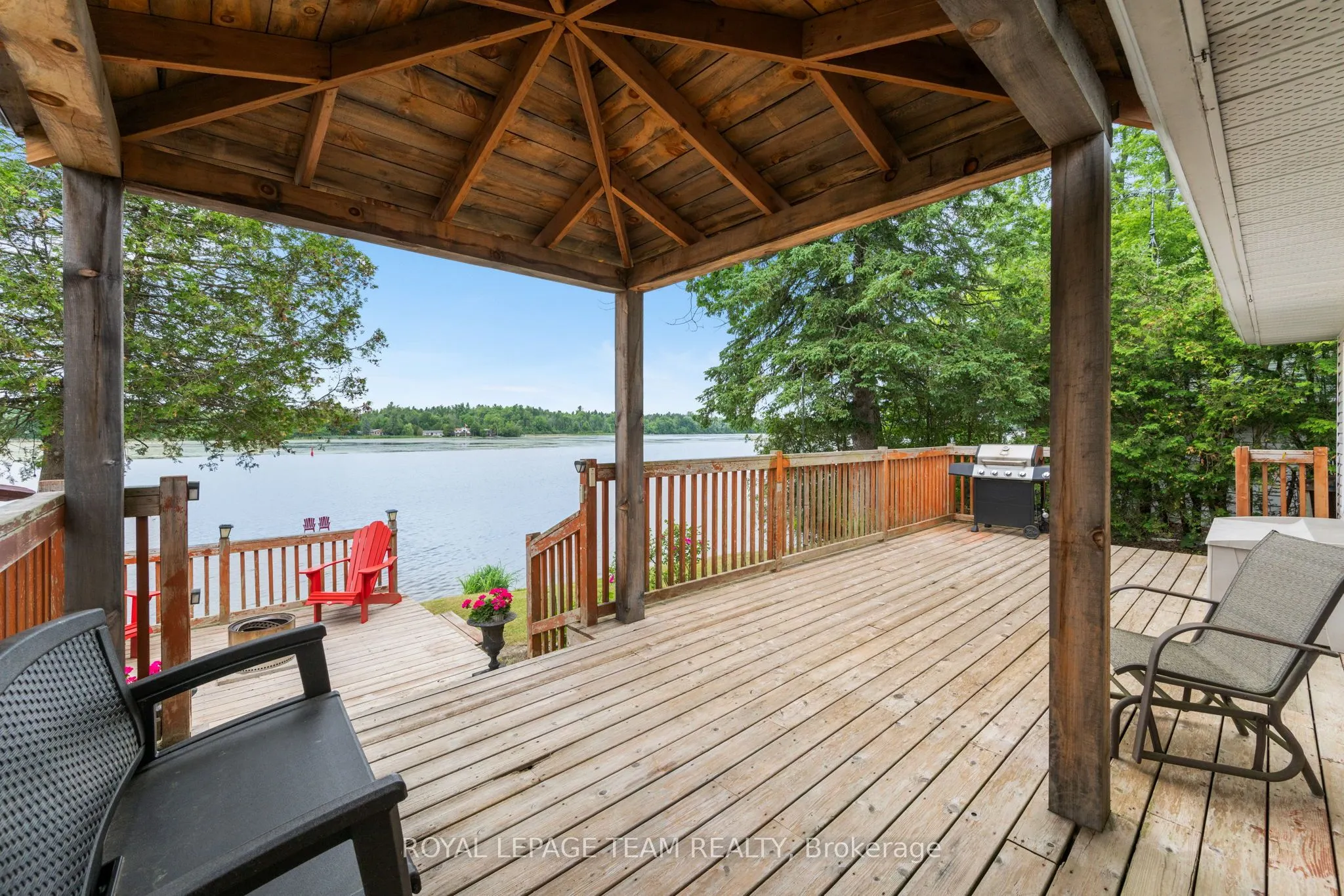 2733 Rideau Glen Lane