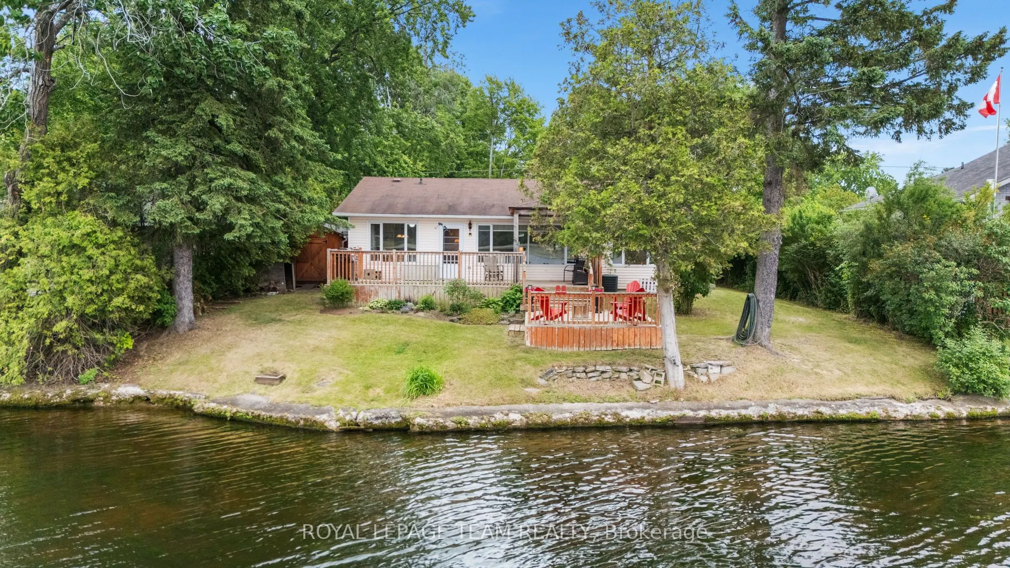 2733 Rideau Glen Lane