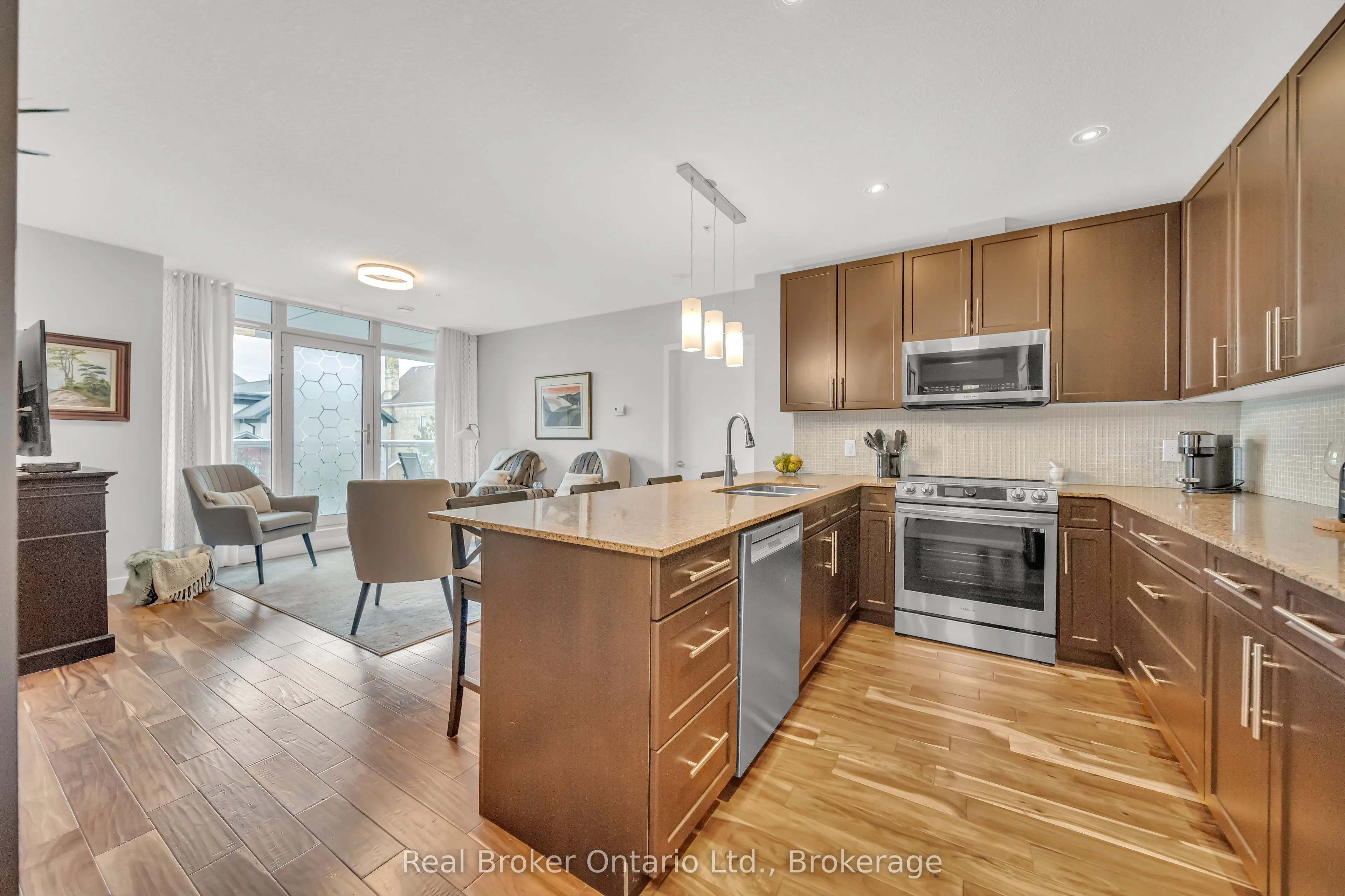 188 King Street S, #214