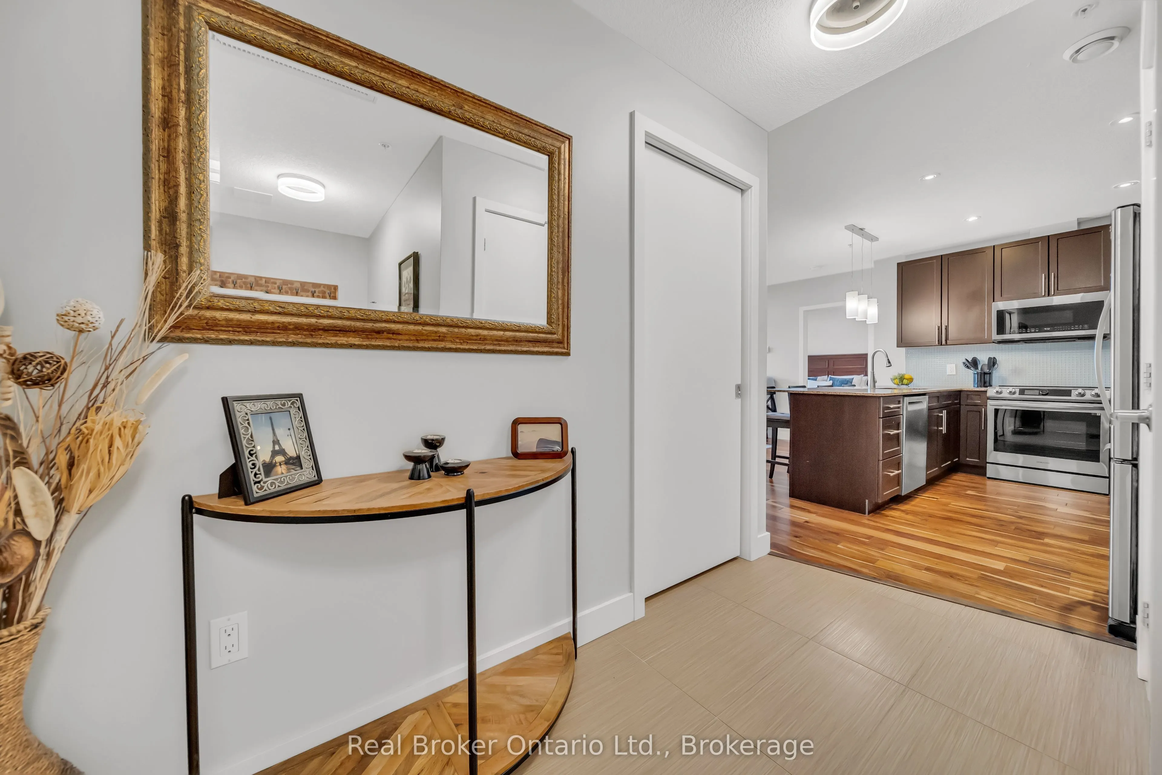 188 King Street S, #214