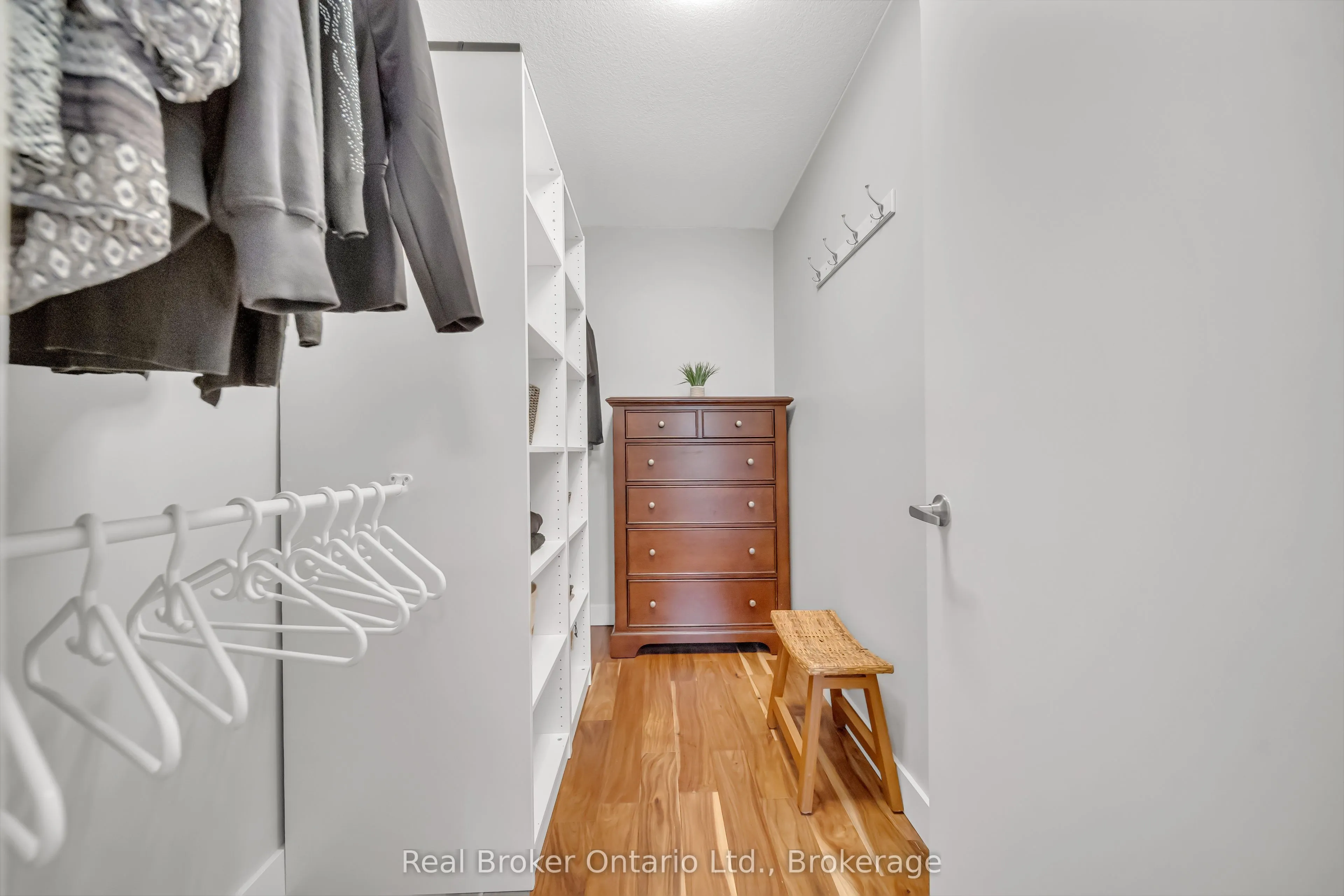 188 King Street S, #214