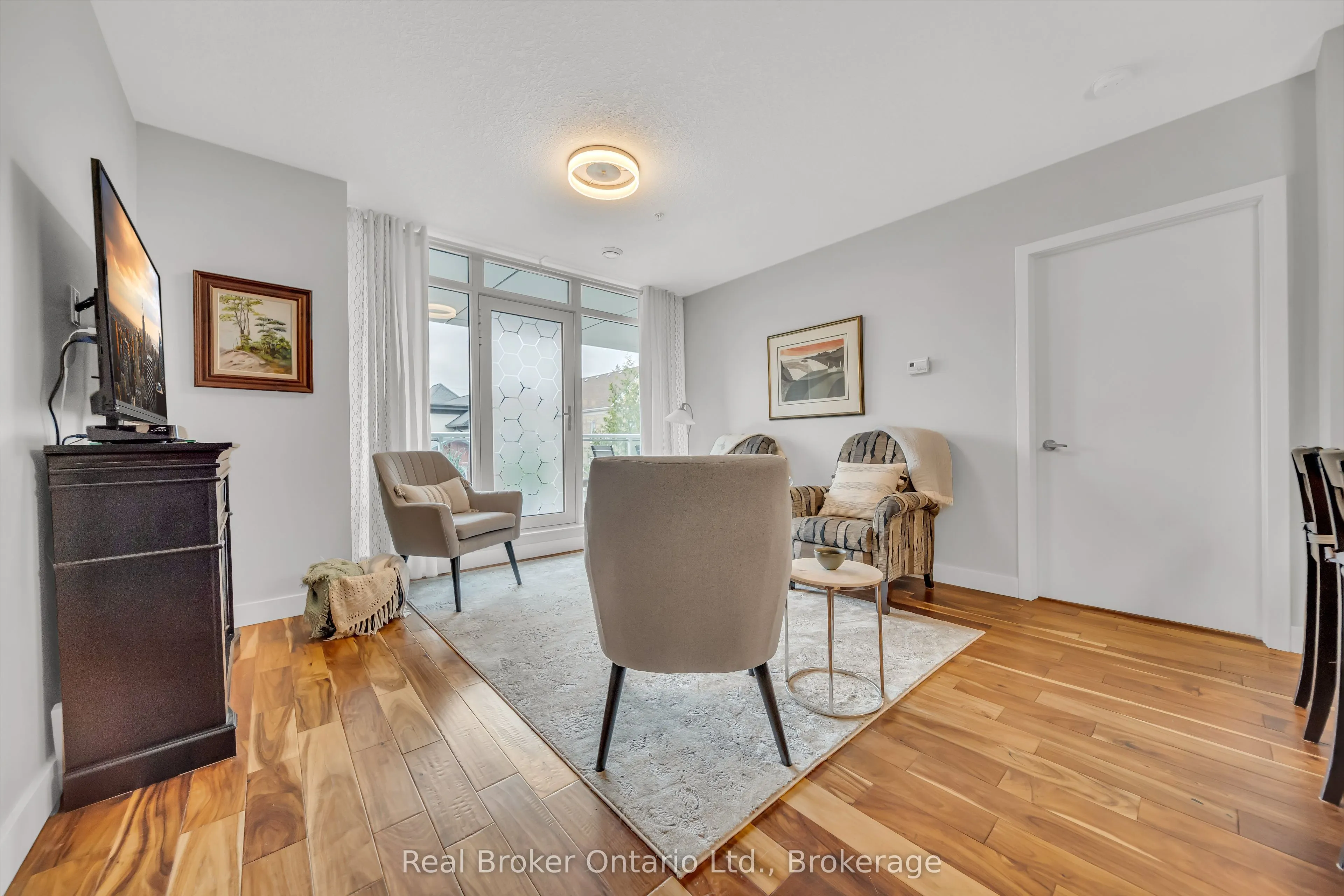 188 King Street S, #214