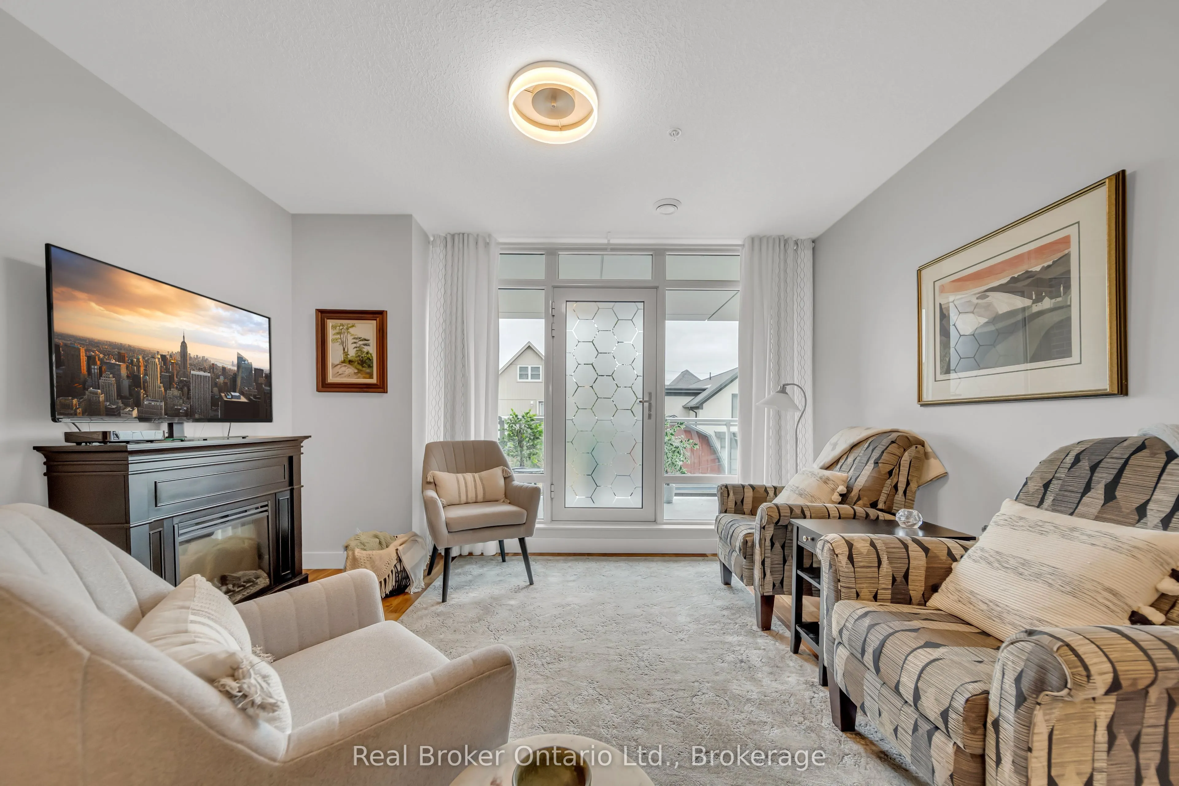 188 King Street S, #214